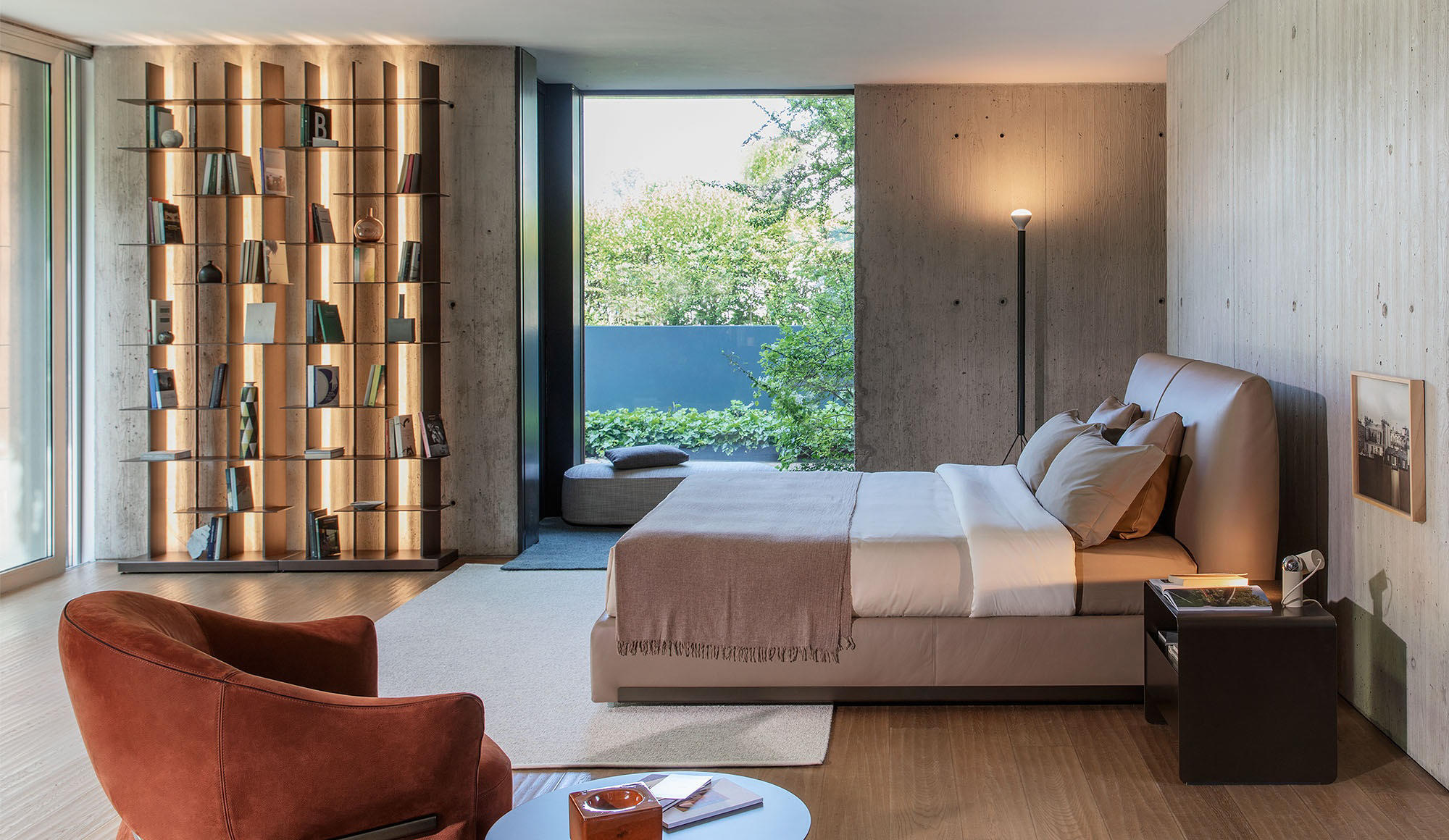 AtelierM Bed by Gino Moschetti for Flou