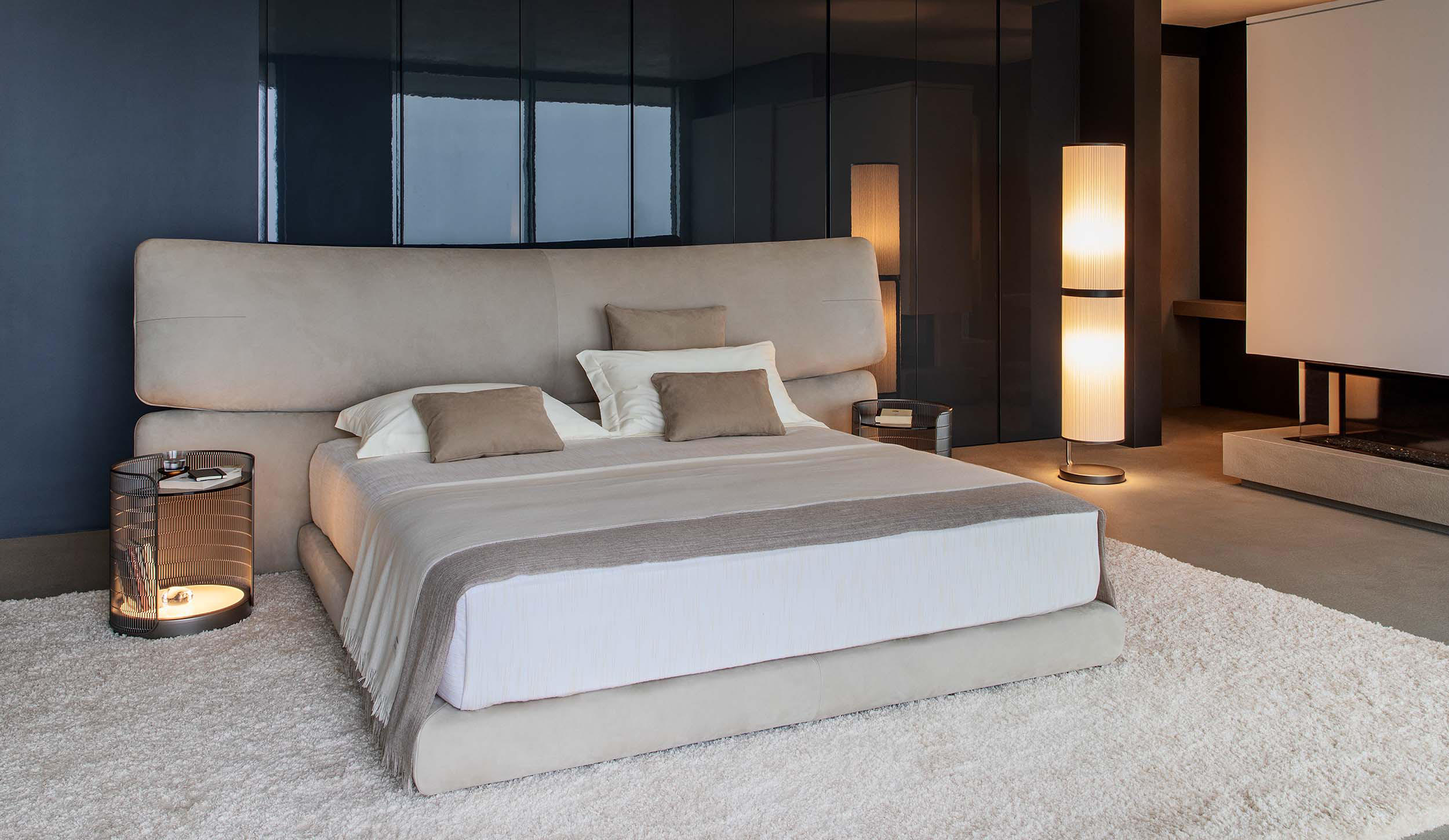 Yuna Bed by Carlo Colombo for Flou