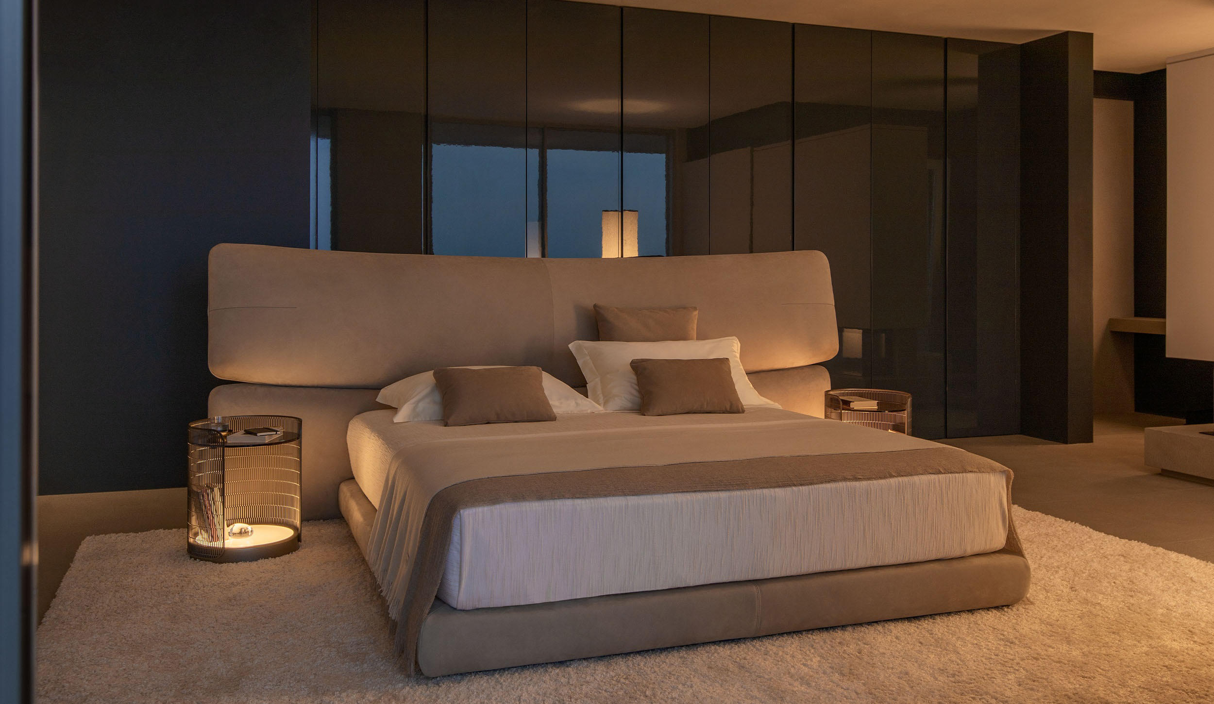Yuna Bed by Carlo Colombo for Flou