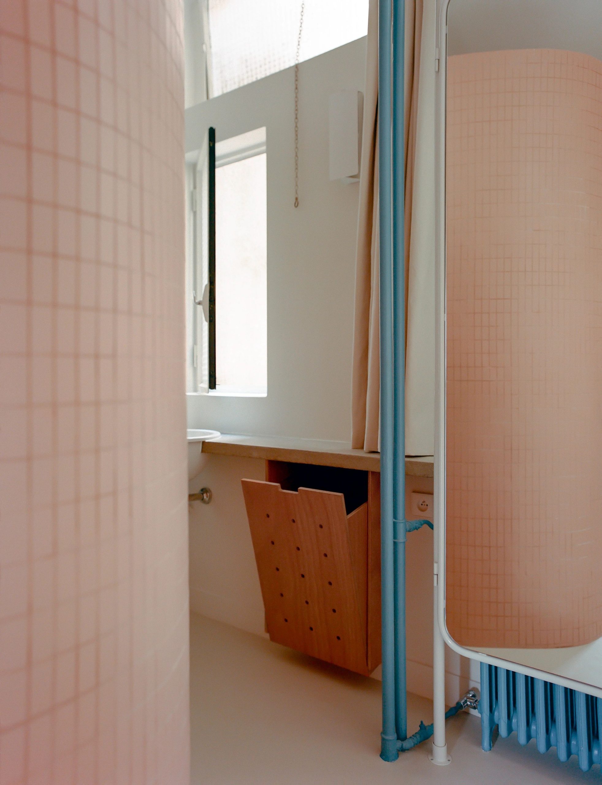 Appartement 24 N.C. in Paris, France by RREEL