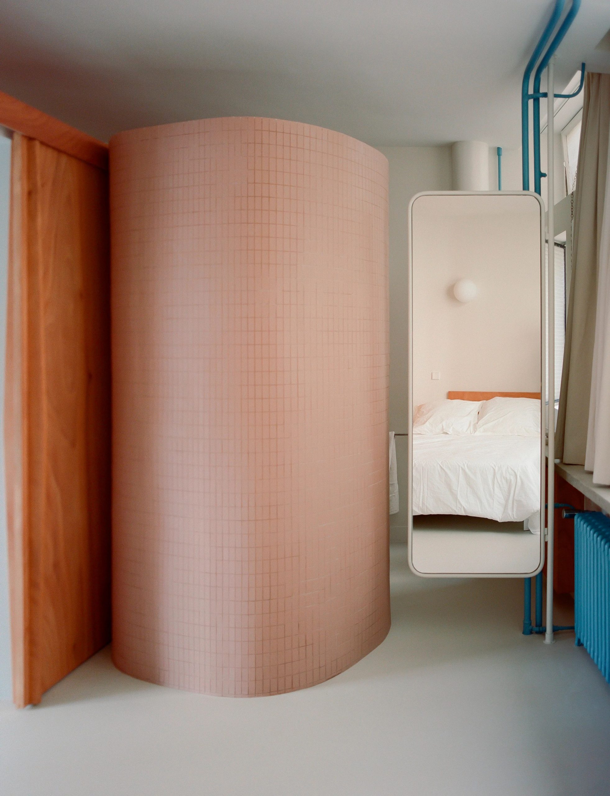 Appartement 24 N.C. in Paris, France by RREEL