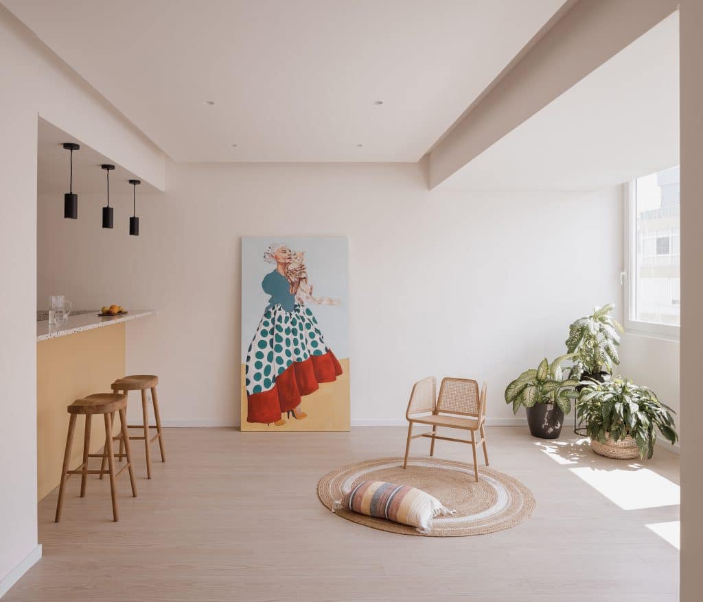 Cacilhas Apartment in Almada, Portugal by estúdio AMATAM