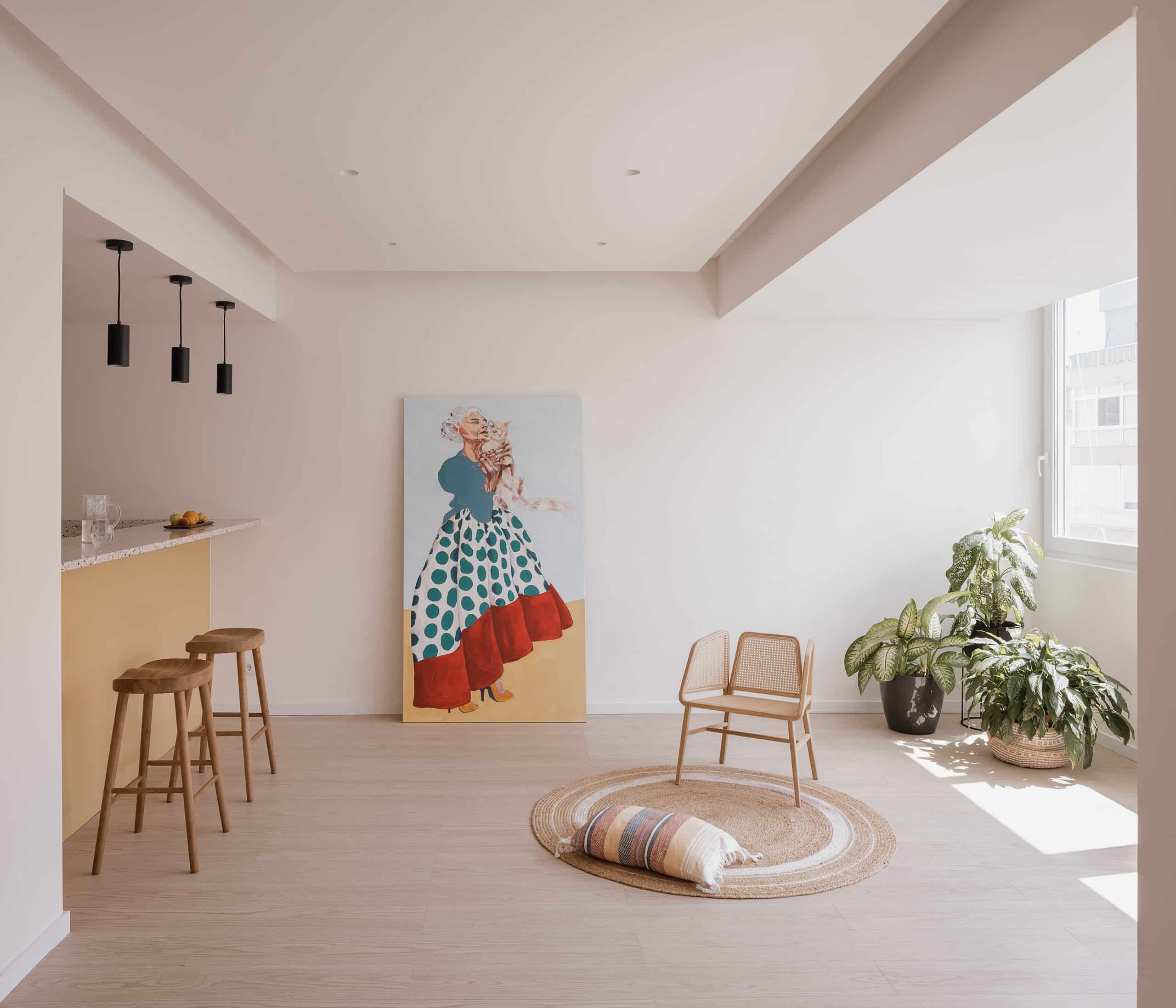 Cacilhas Apartment in Almada, Portugal by estúdio AMATAM