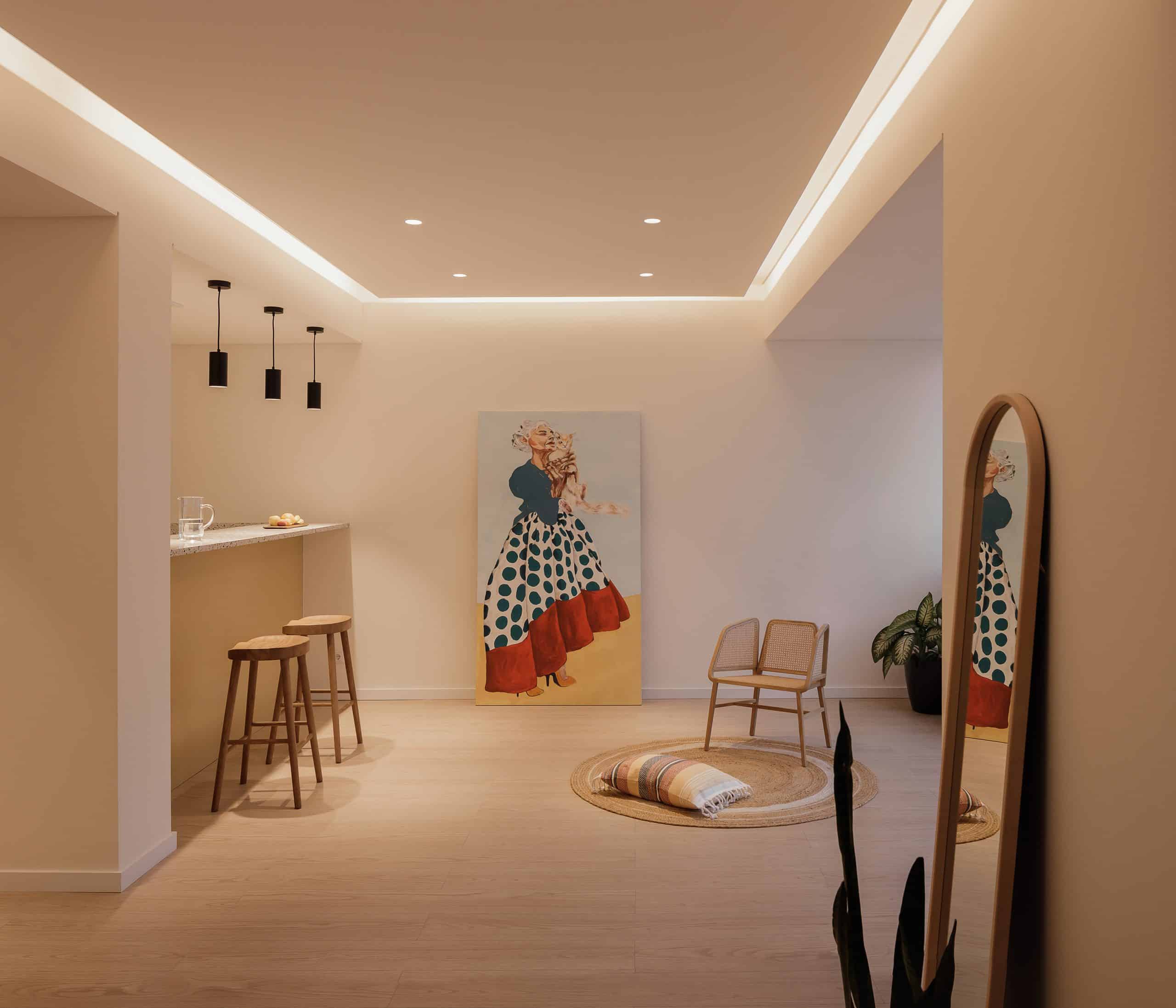 Cacilhas Apartment in Almada, Portugal by estúdio AMATAM