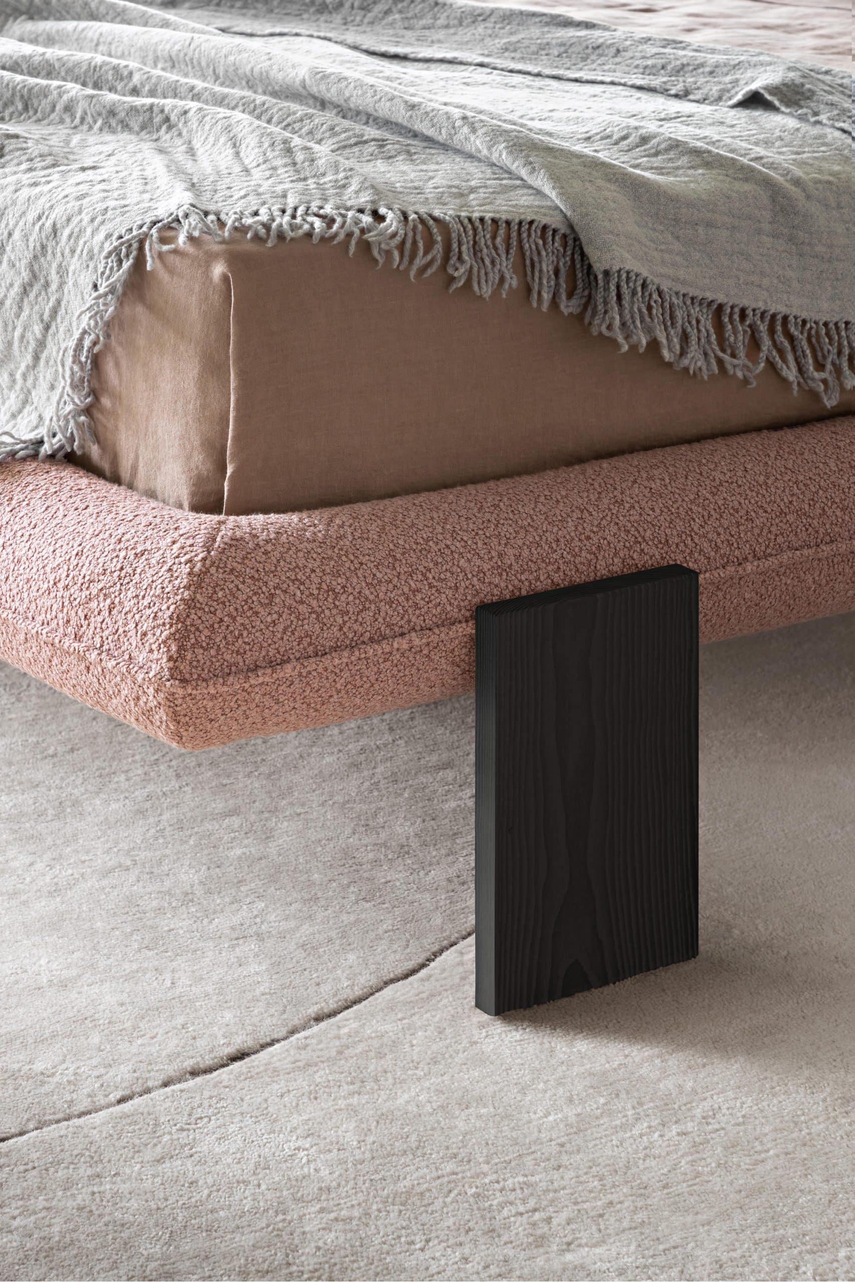 Wabi Bed by Alain Gilles for Saba Italia