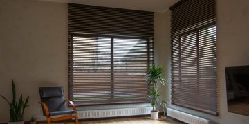 Interior Blinds for Windows: Combining Comfort and Aesthetics