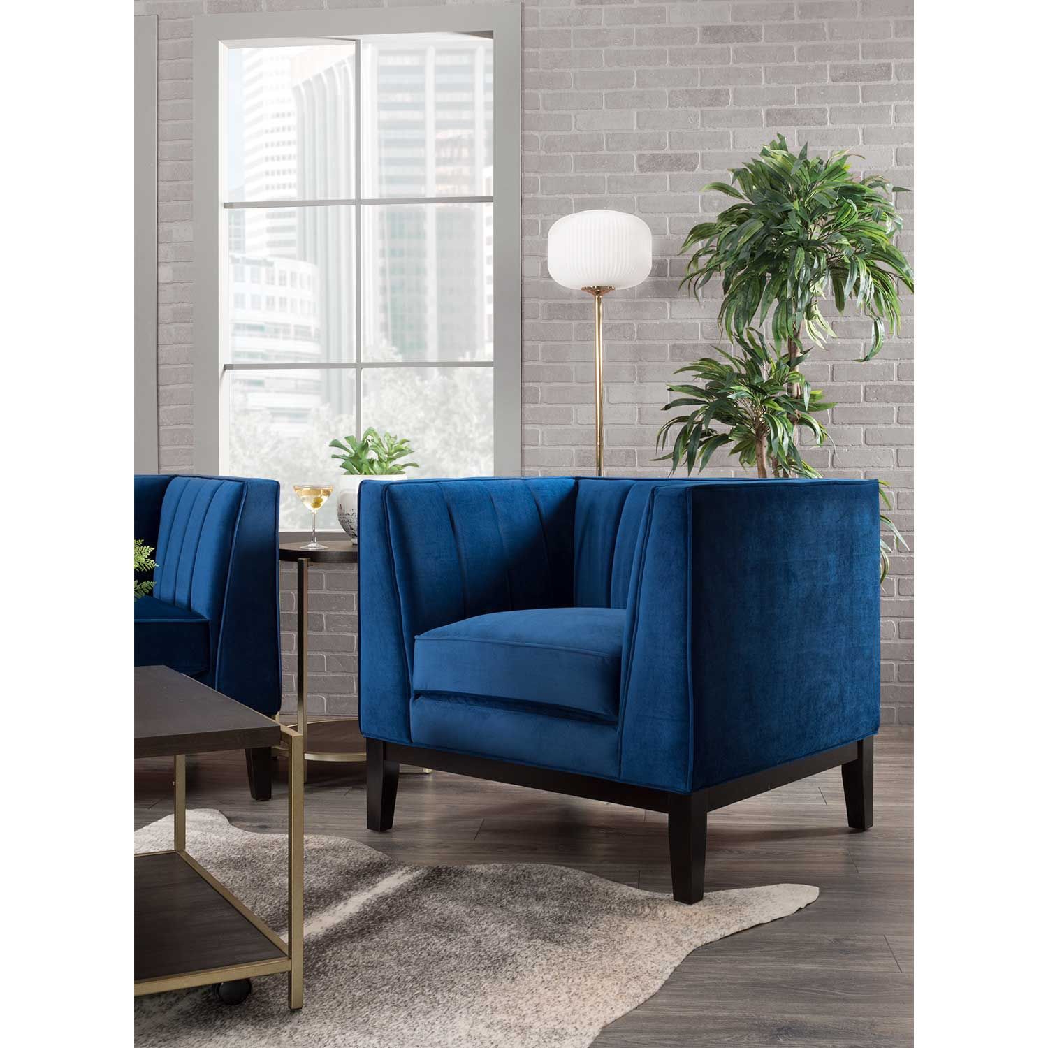 SM Calais Velvet Chair