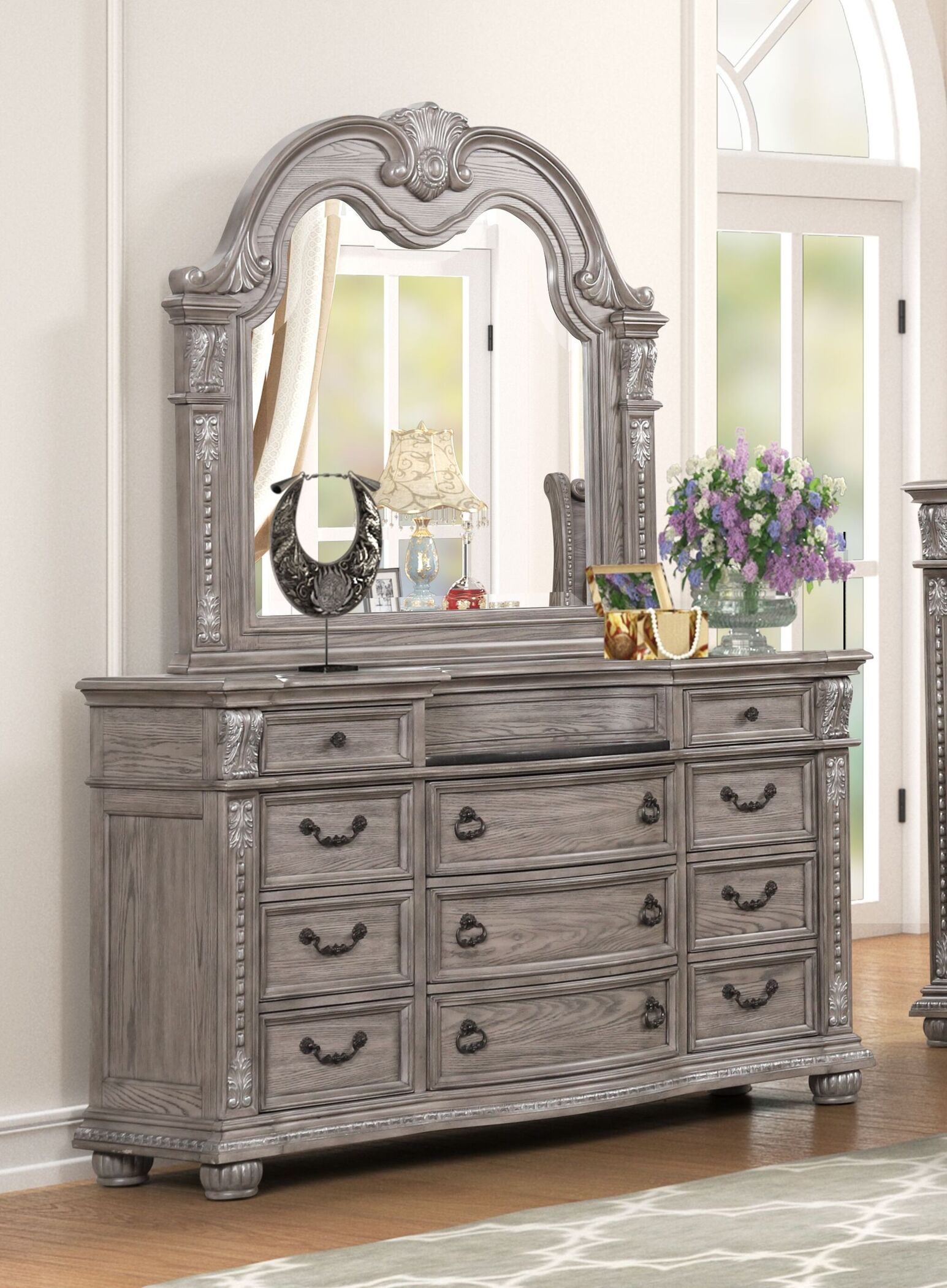 SM 0401 Wood Dresser