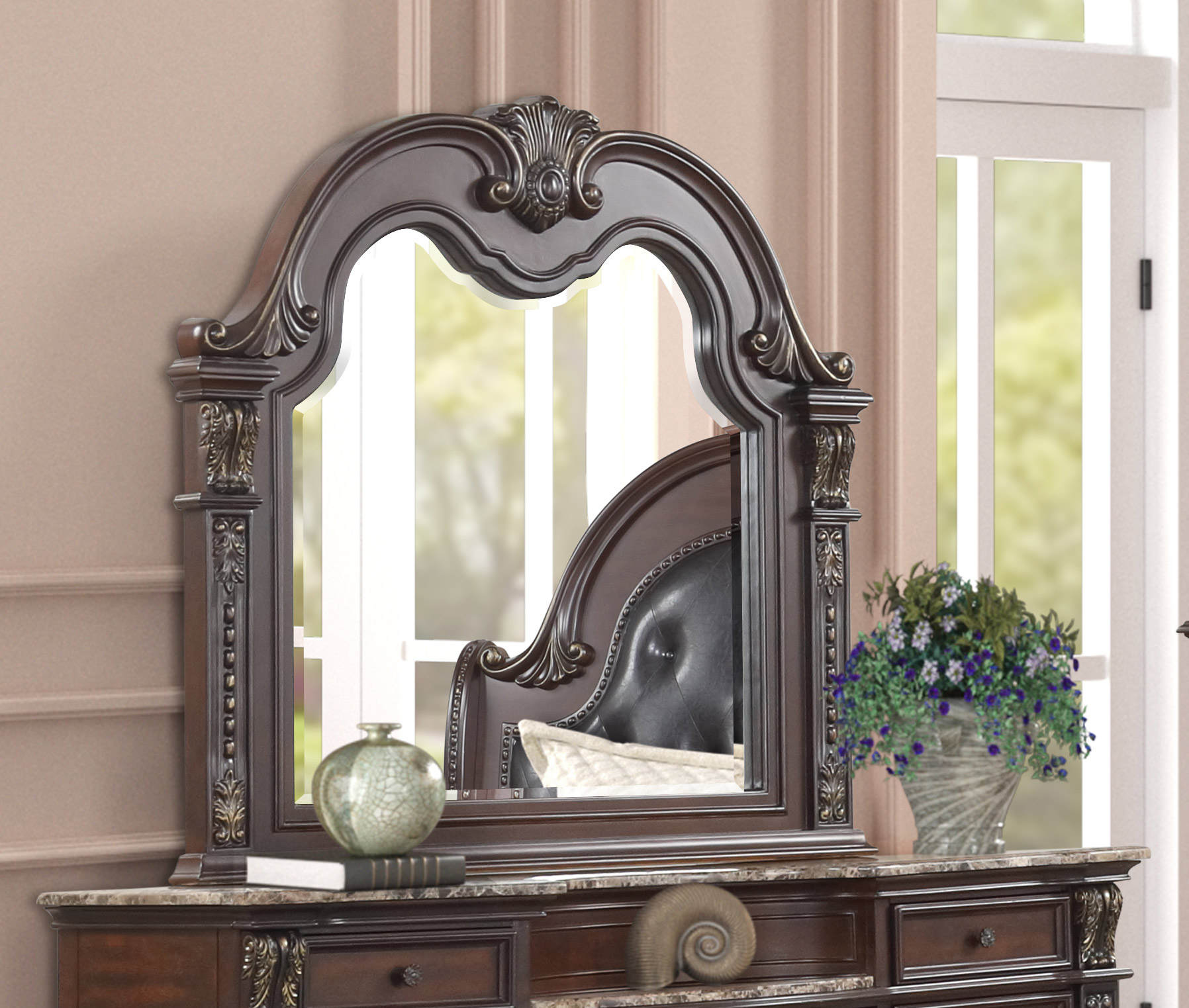 SM 0401c Upholstery/Wood Sleigh Bedroom Set