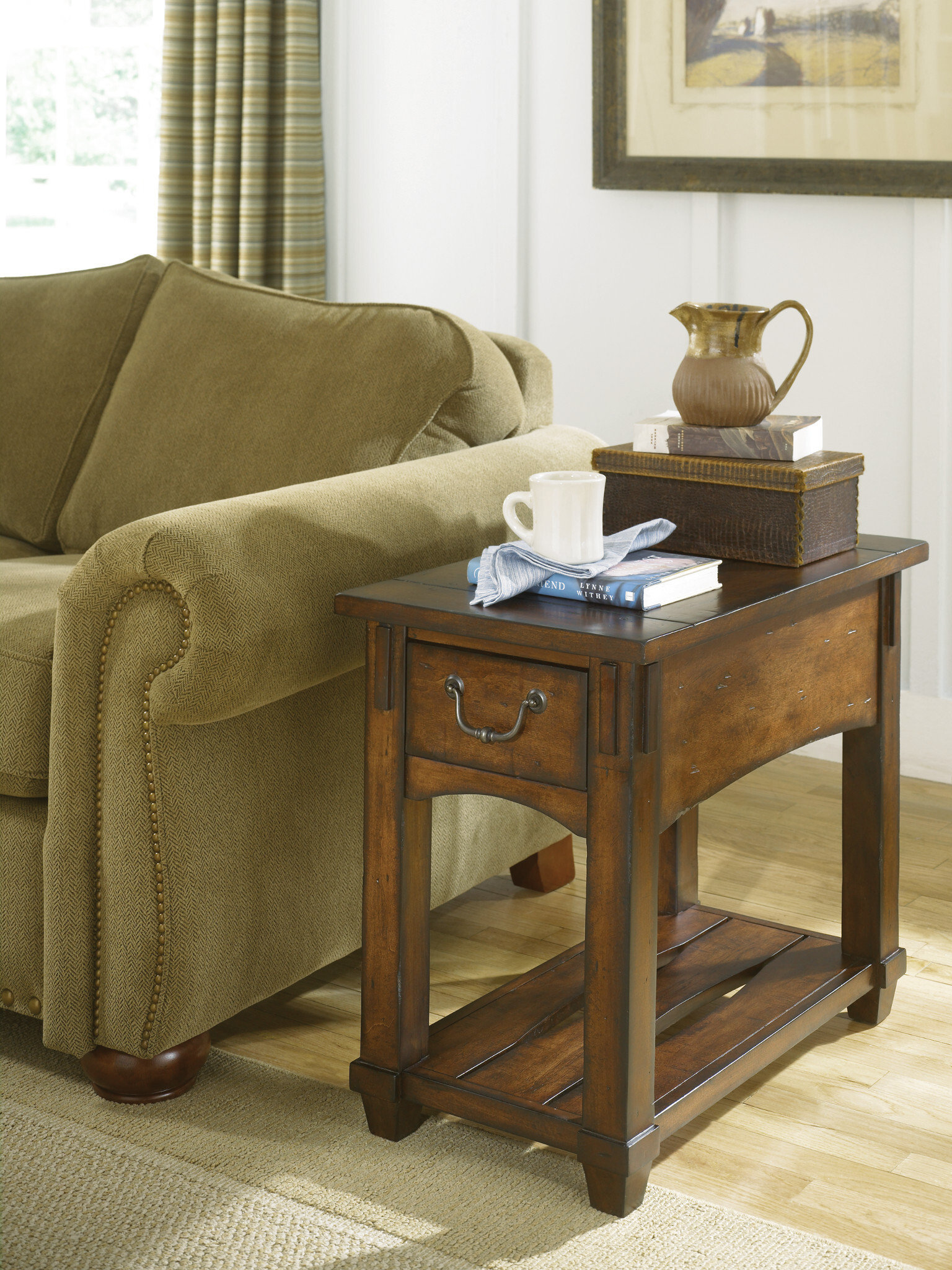 Living Room Hammary Tacoma Chairside Table