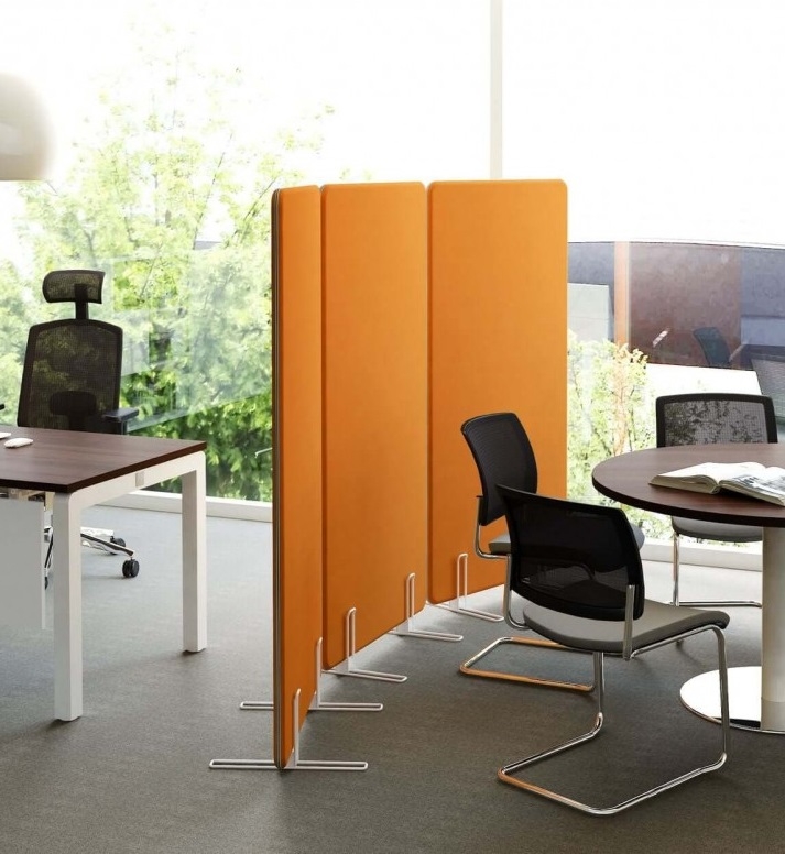 Sonic Free Standing Screen