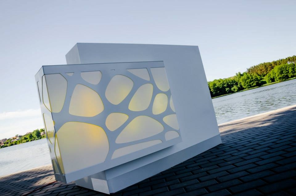ORGANIC Straight Reception Desk w/Left Side RGB Light Panel