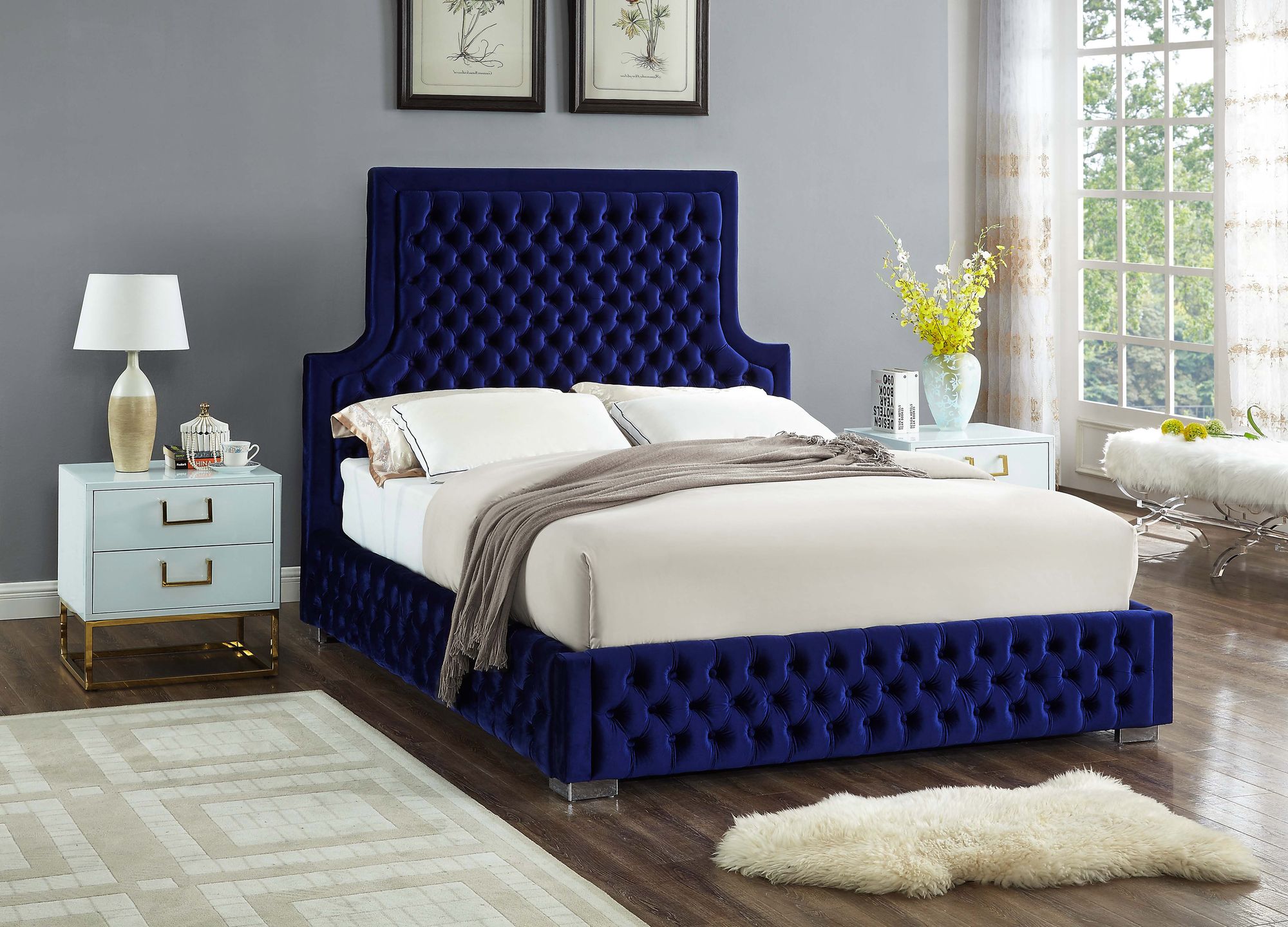 Sedona Velvet Queen Size Bed