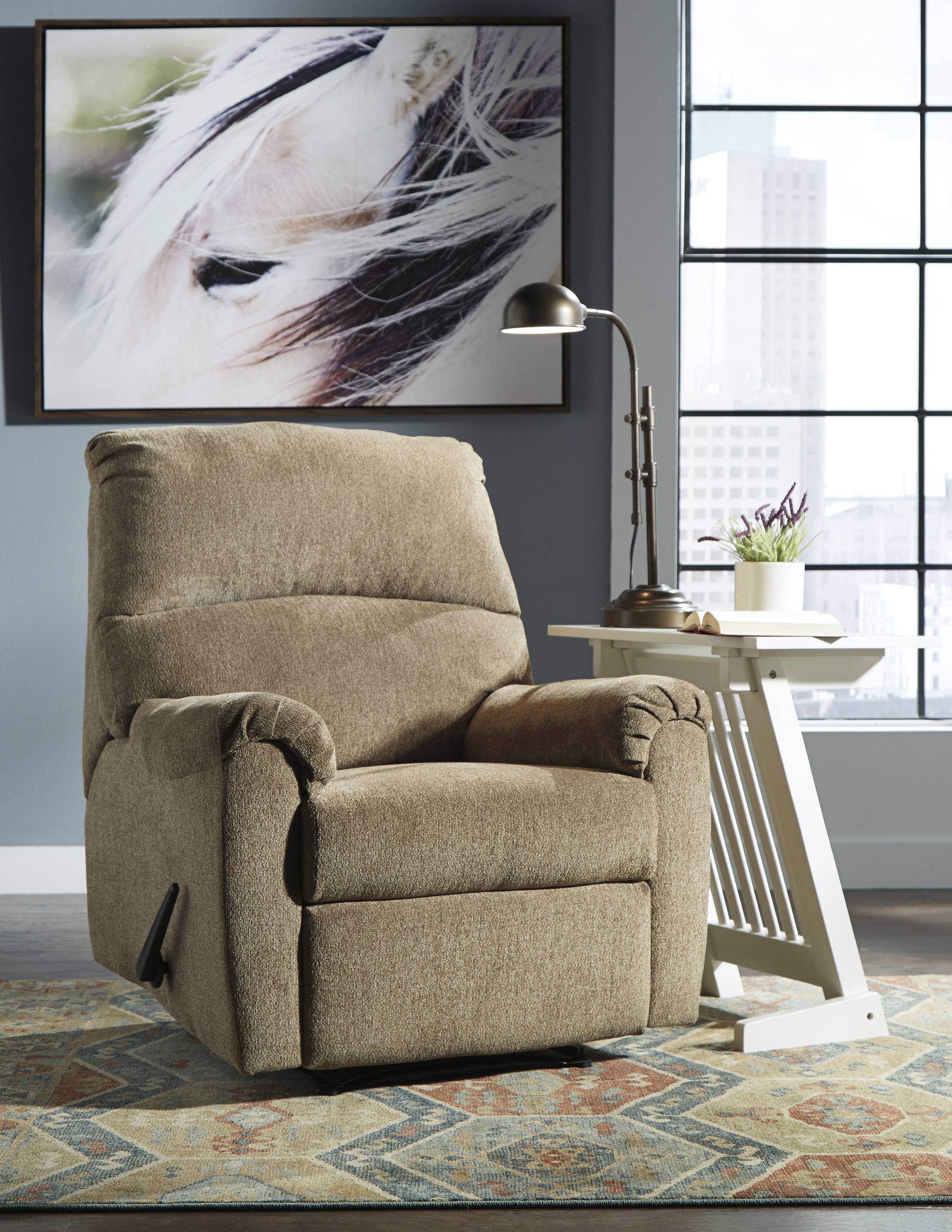 Nerviano Fabric Zero Wall Recliner
