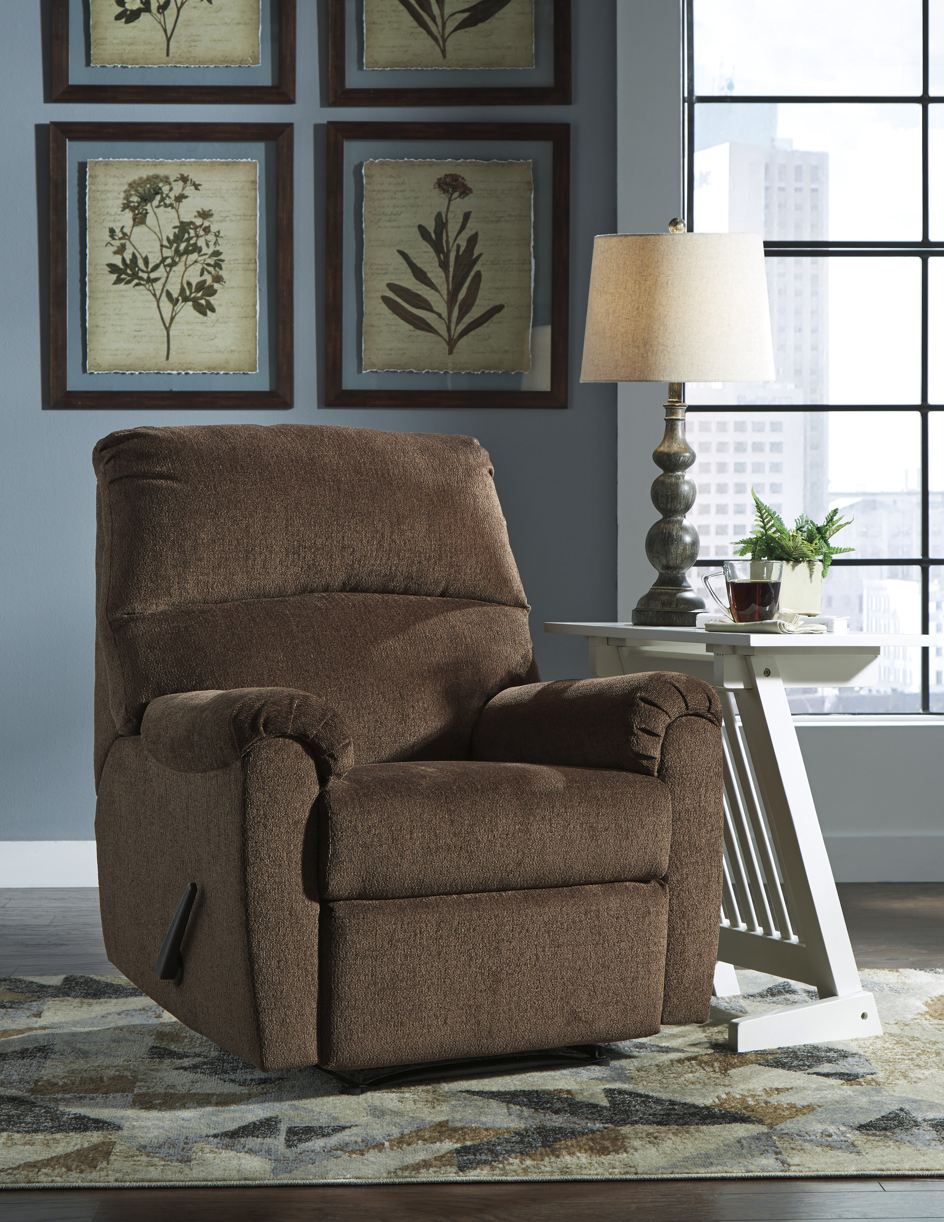 Nerviano Fabric Zero Wall Recliner