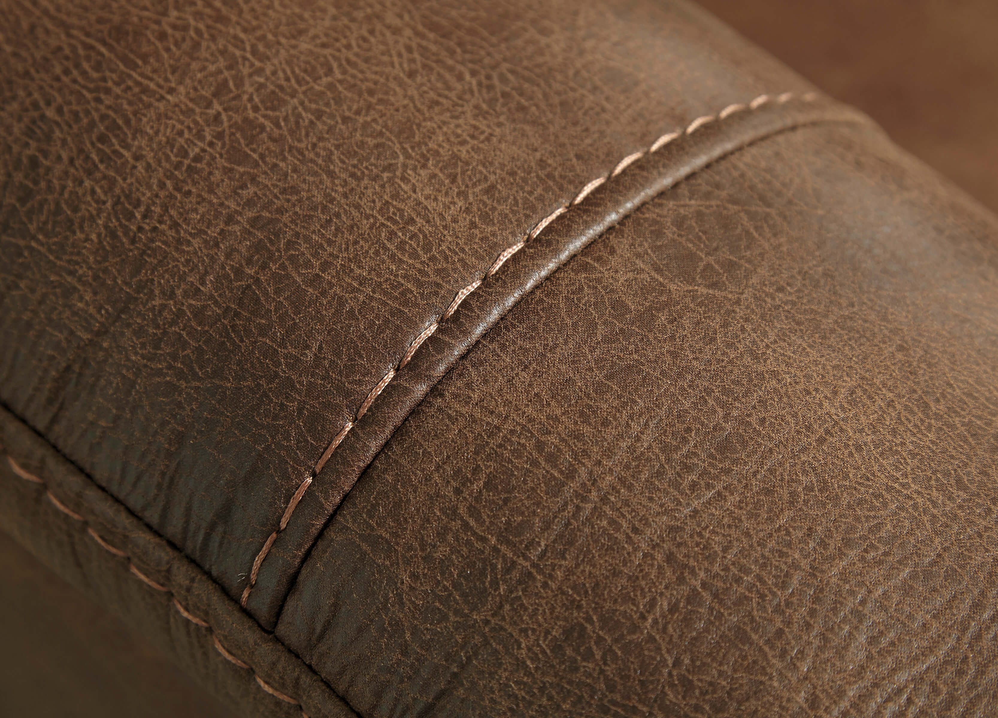 Yandel Faux Leather