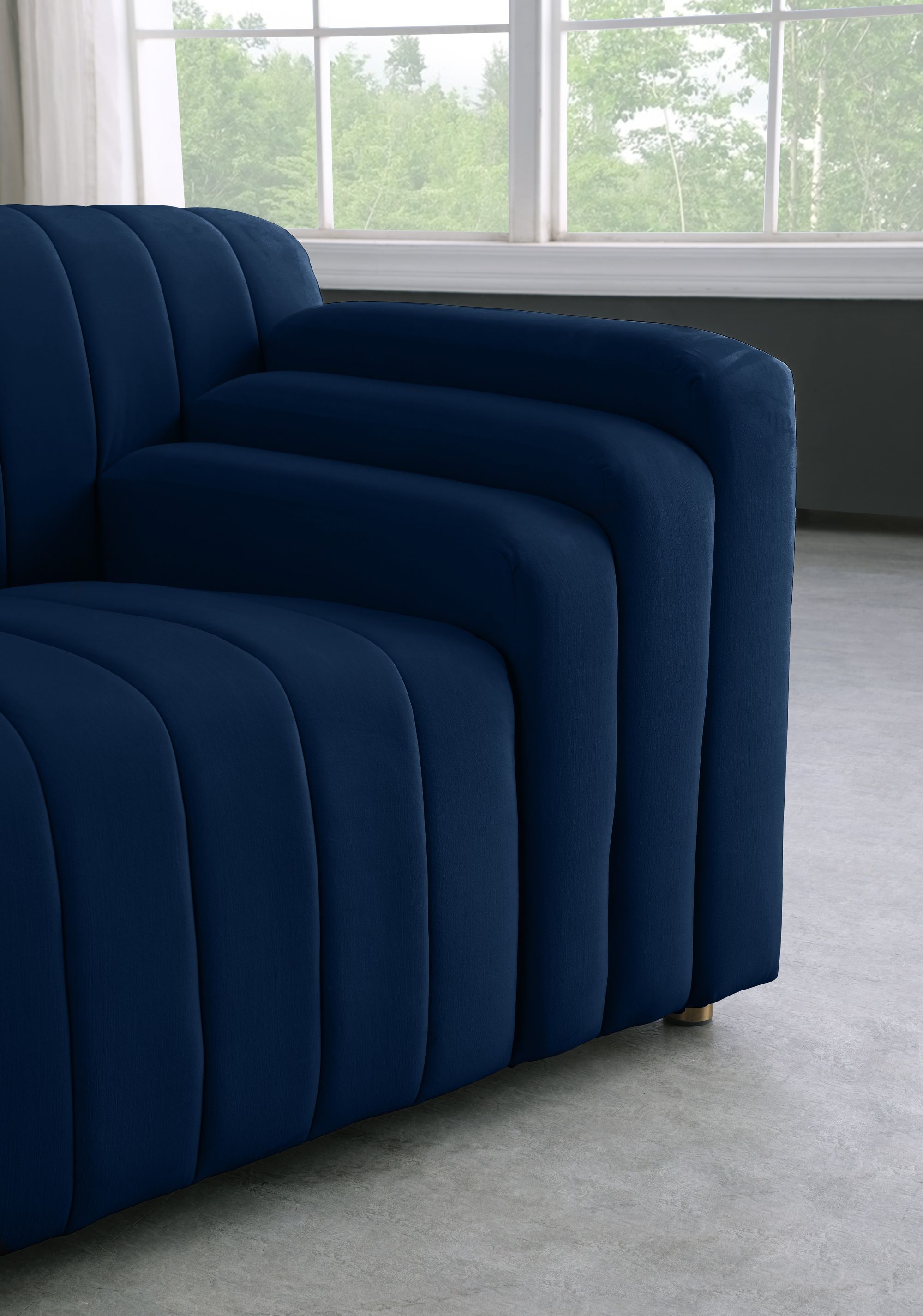 Naya Velvet Chair