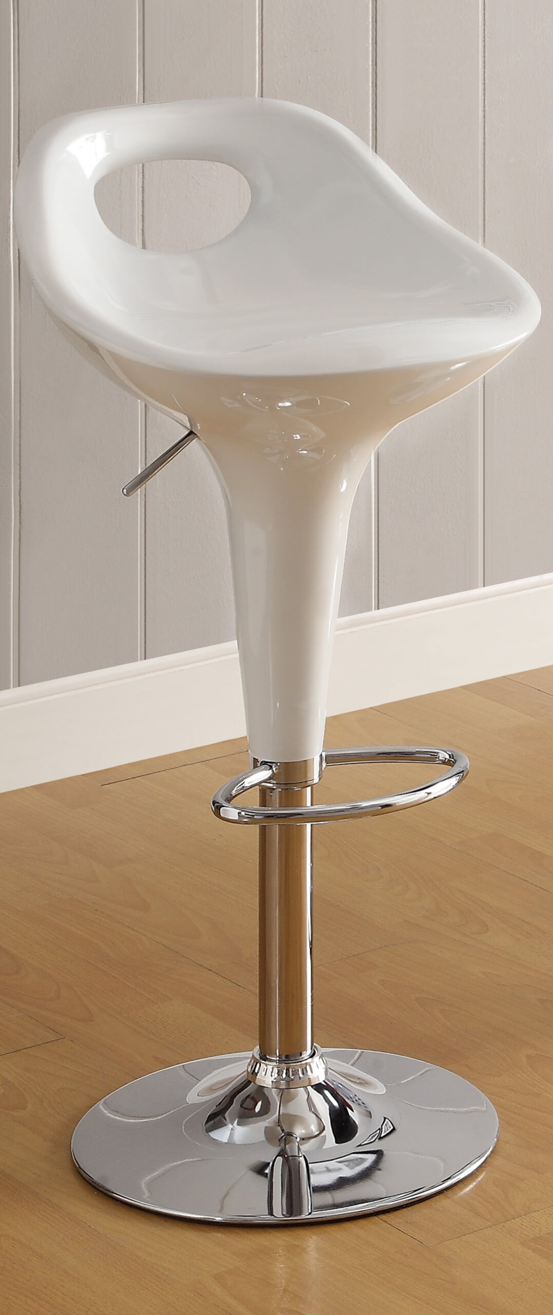 1147 Ride Modern Airlift Swivel Bar Stool by Homelegance