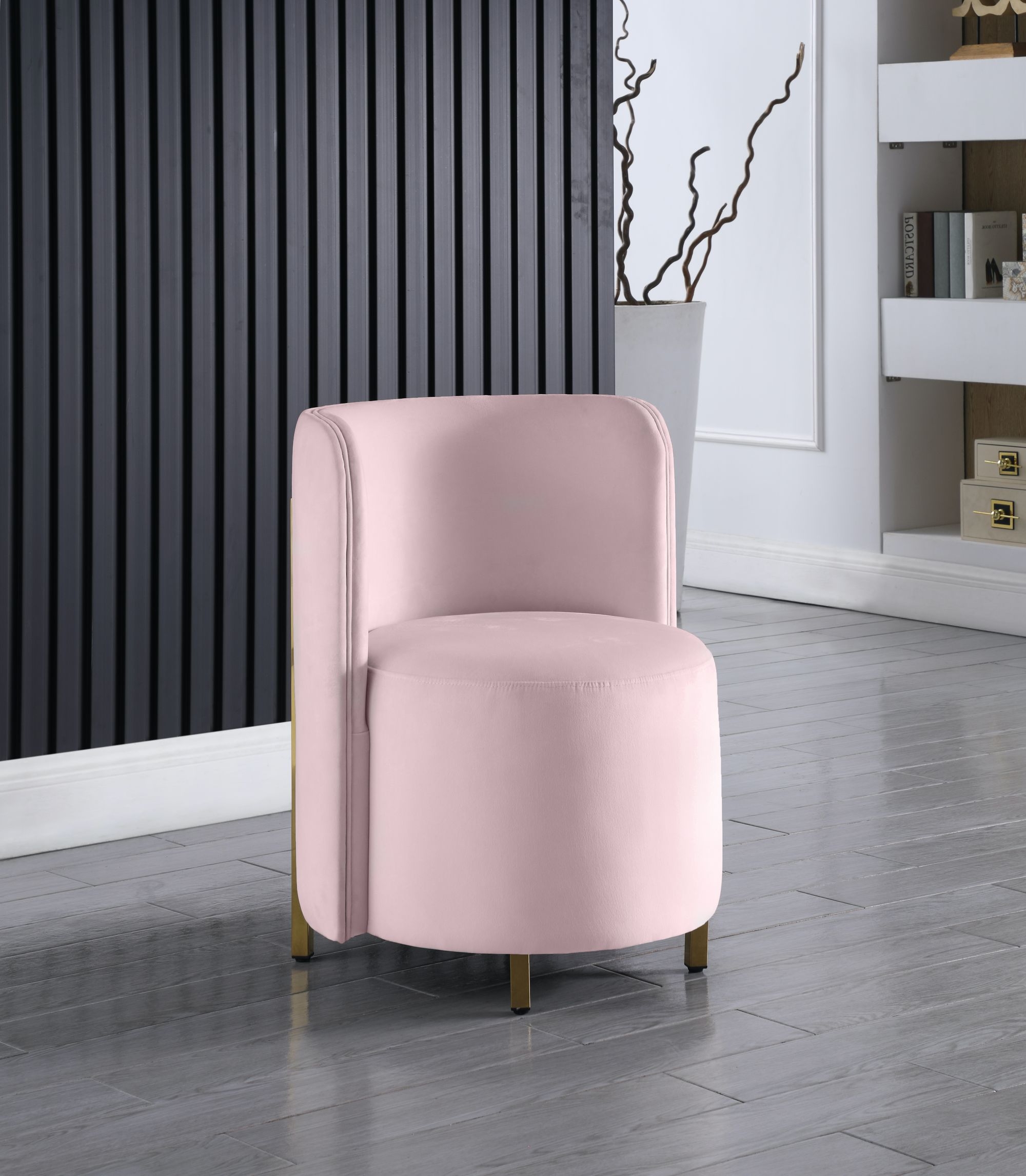 Rotunda Velvet Chair