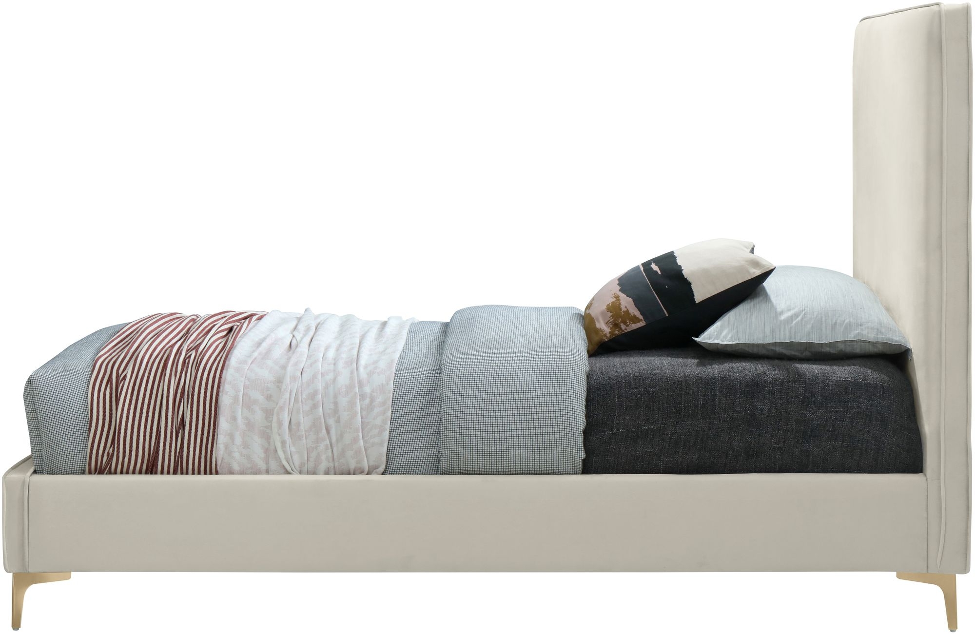 Geri Velvet Bed