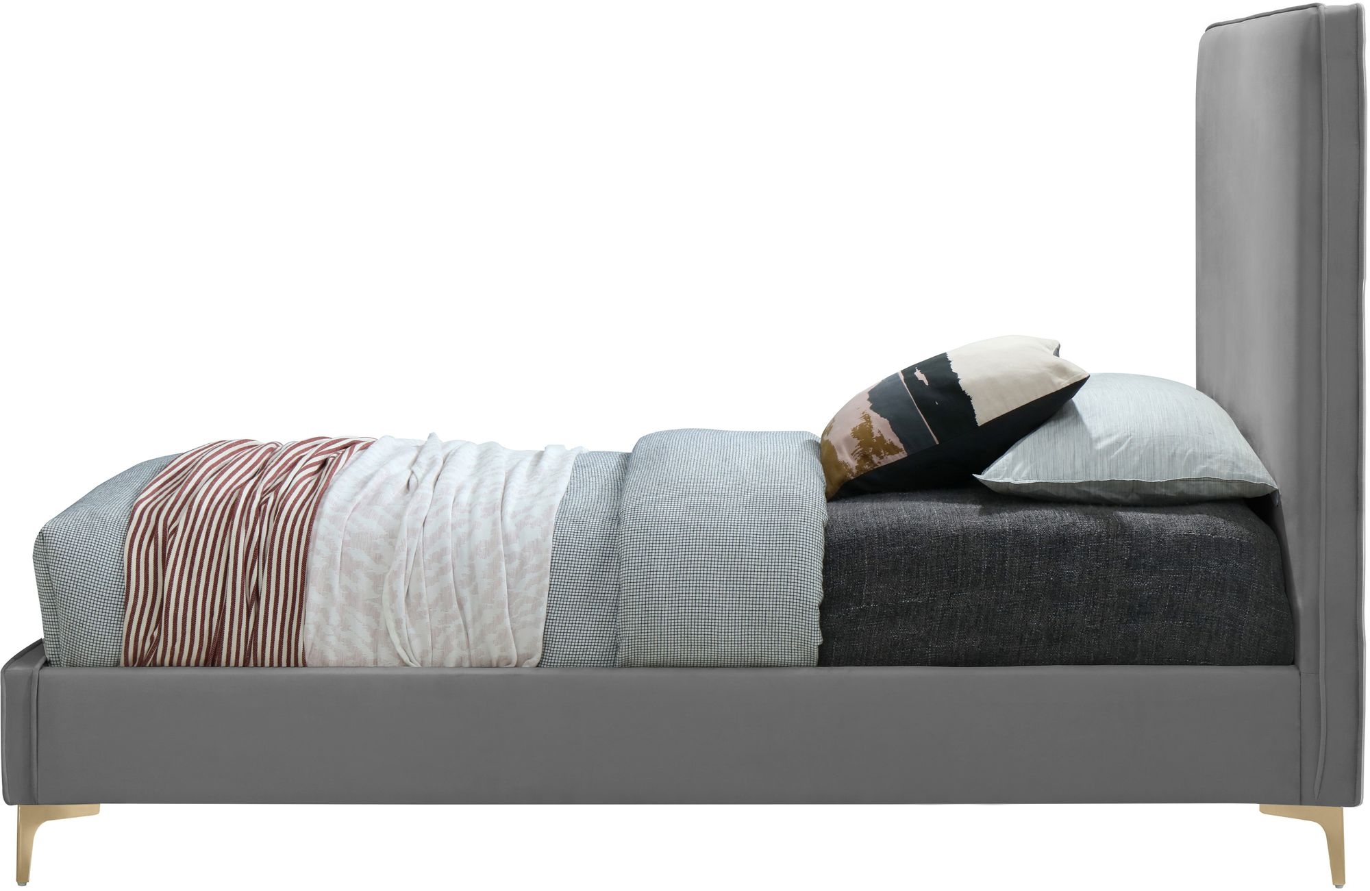 Geri Velvet Bed