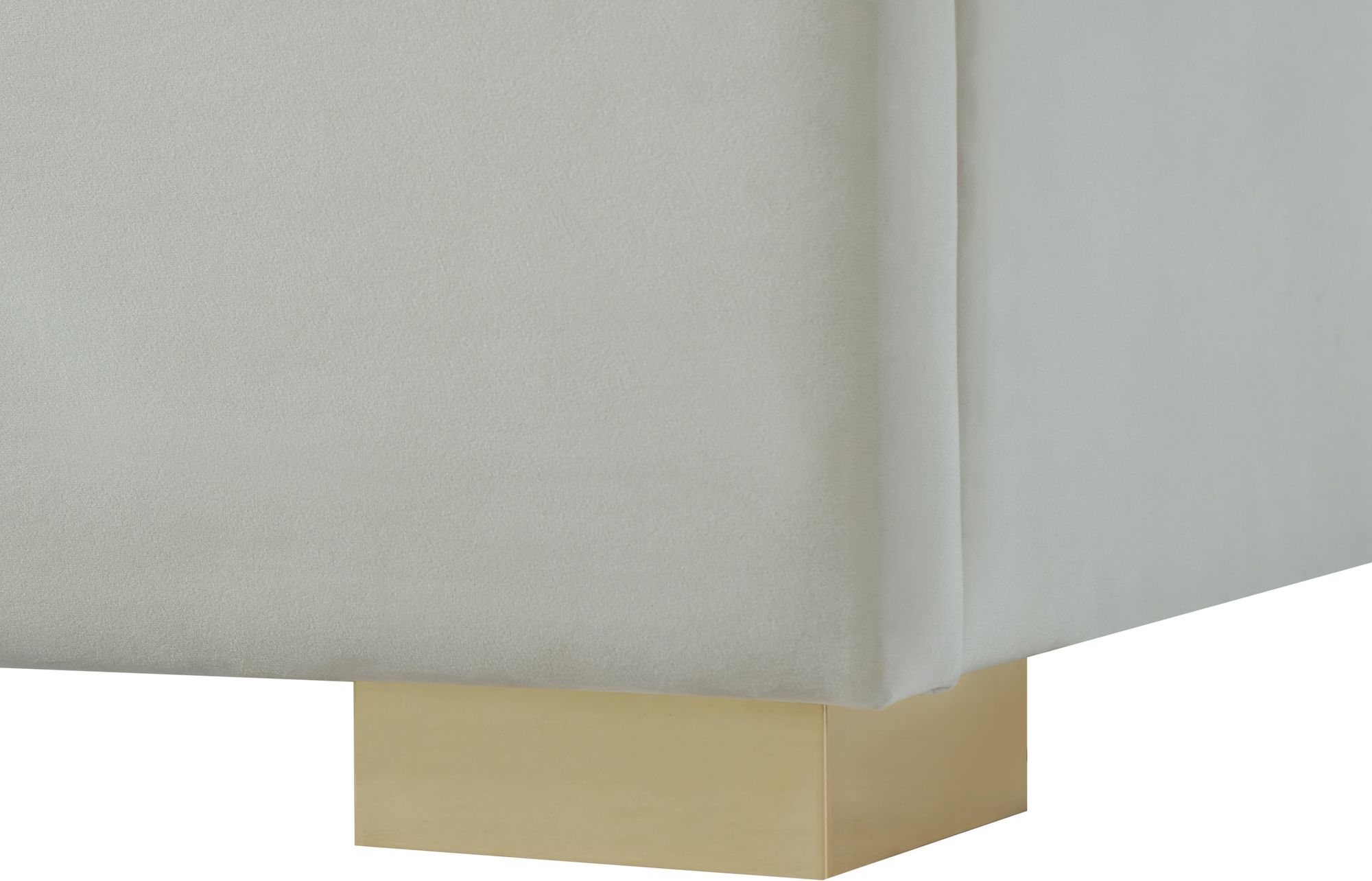 Nora Velvet Full Size Bed