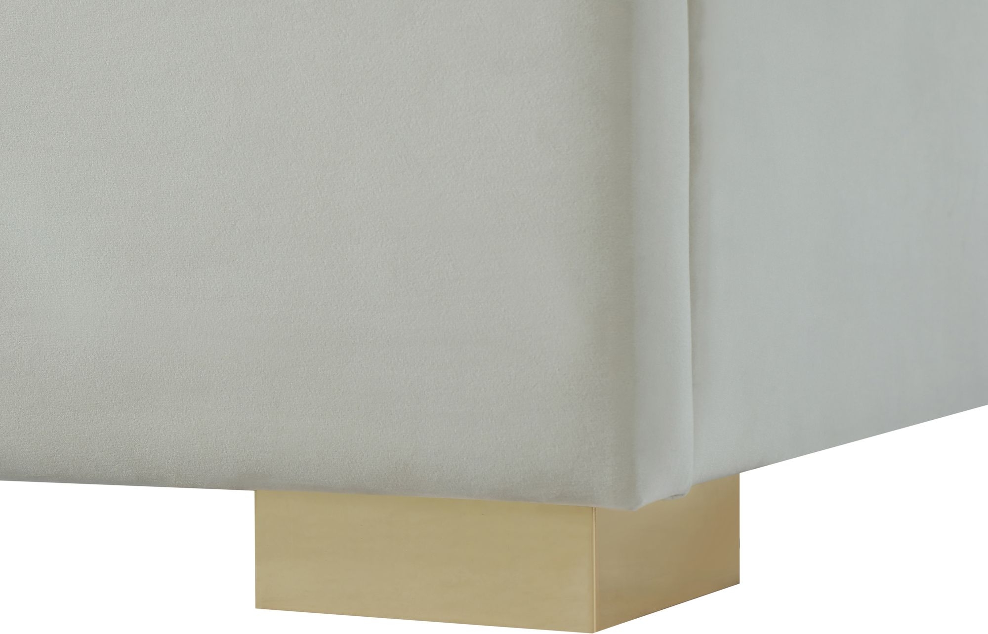Nora Velvet Bed