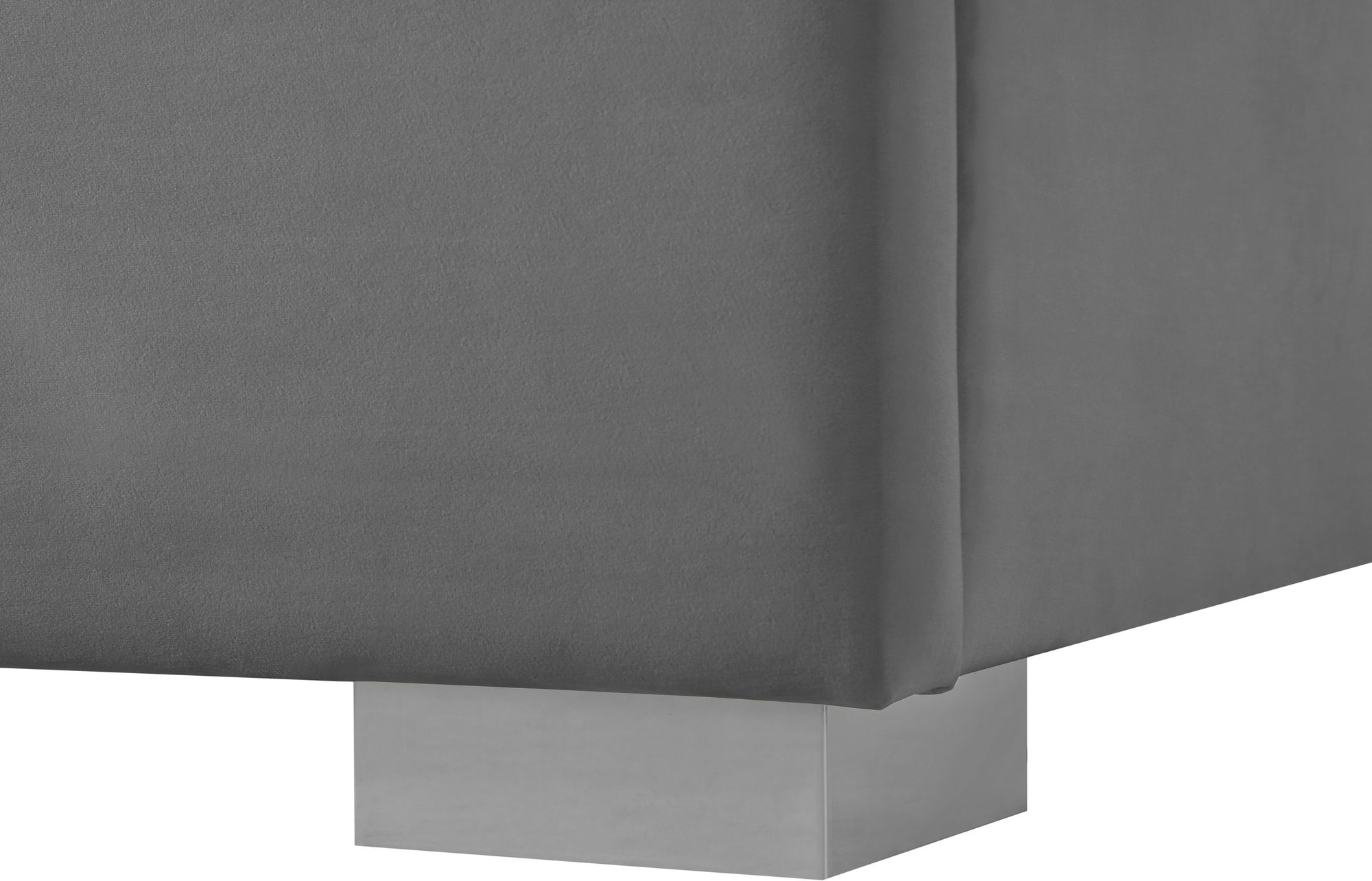 Nora Velvet Full Size Bed