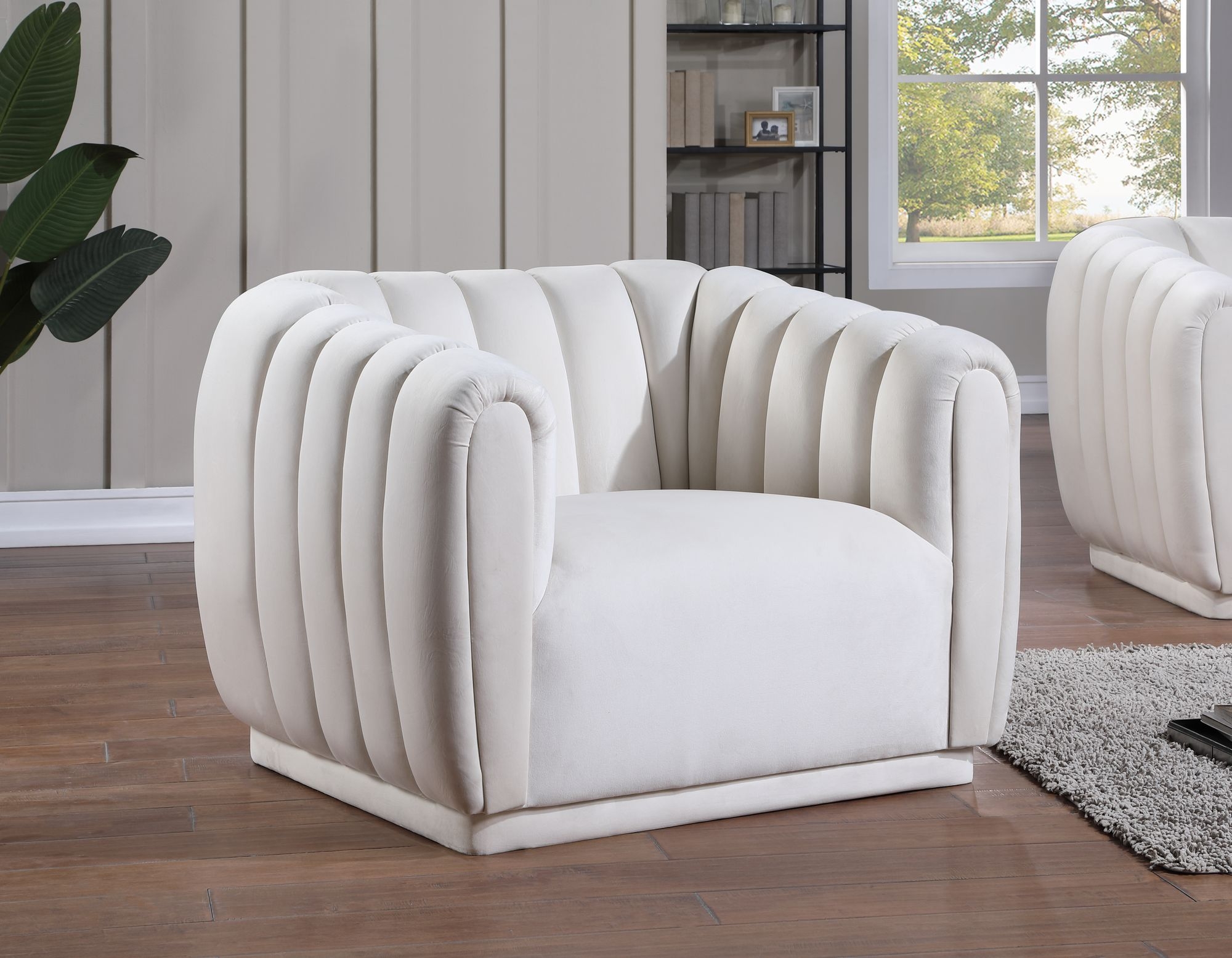 Dixie Velvet Chair