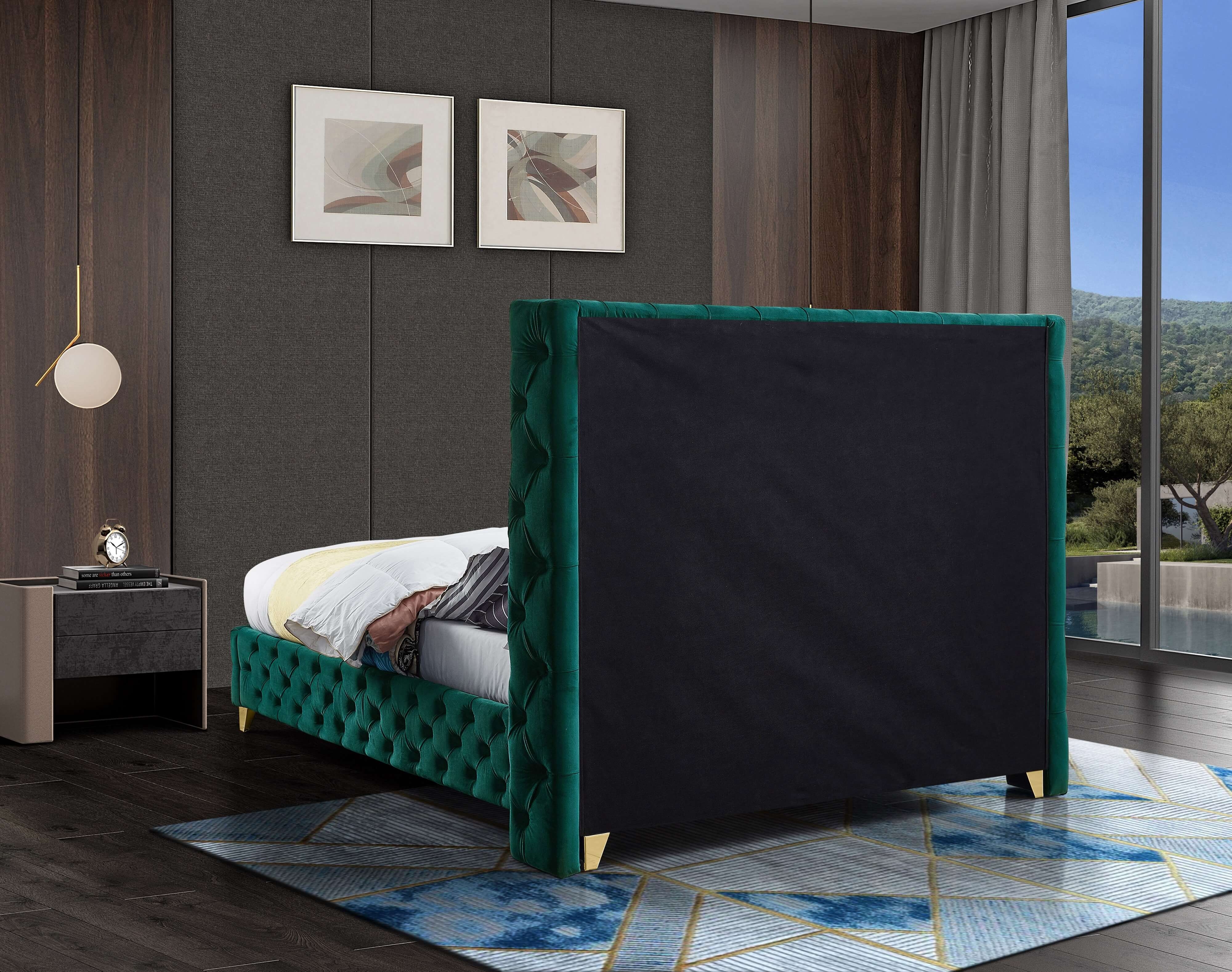 Savan Velvet Bed