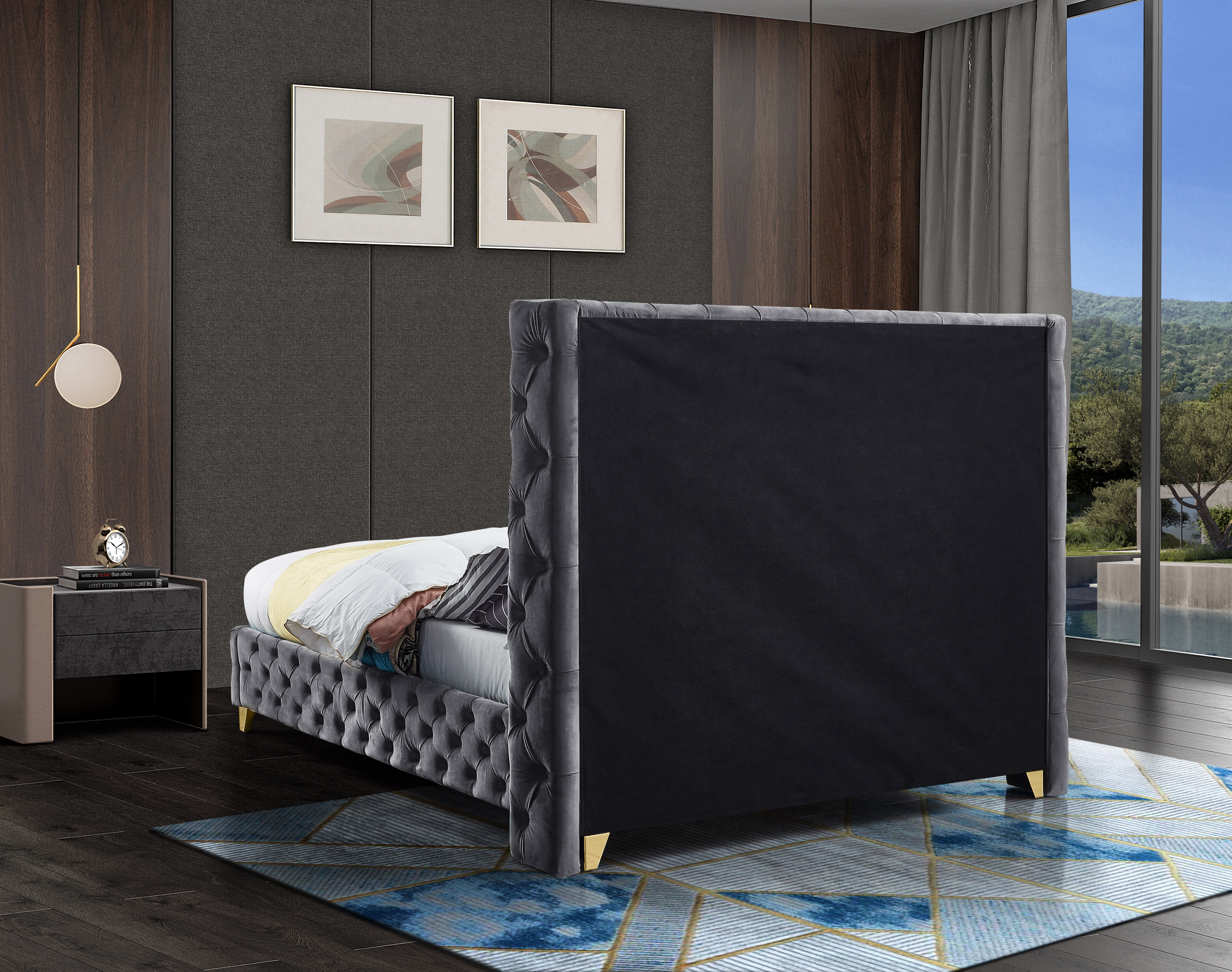 Savan Velvet Queen Size Bed