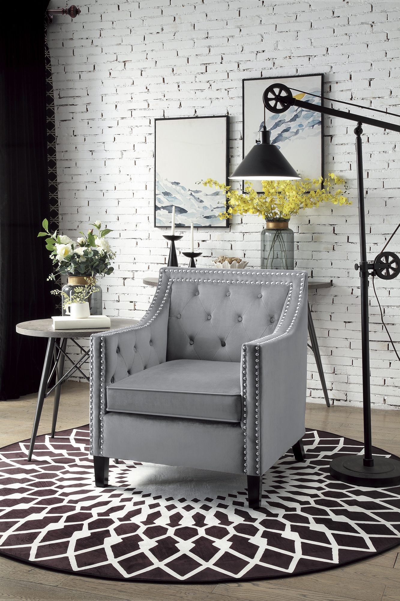 Grazioso Velvet Accent Chair