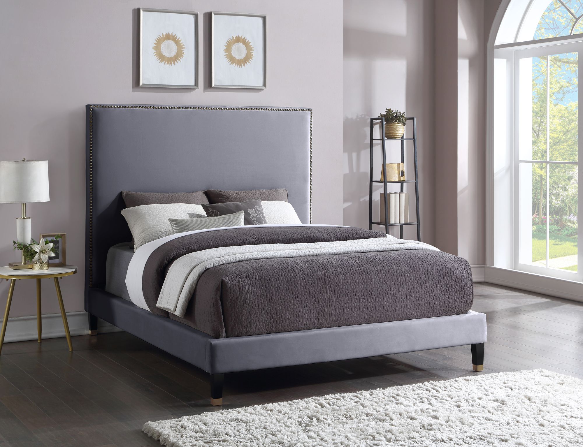 Harlie Velvet Full Size Bed