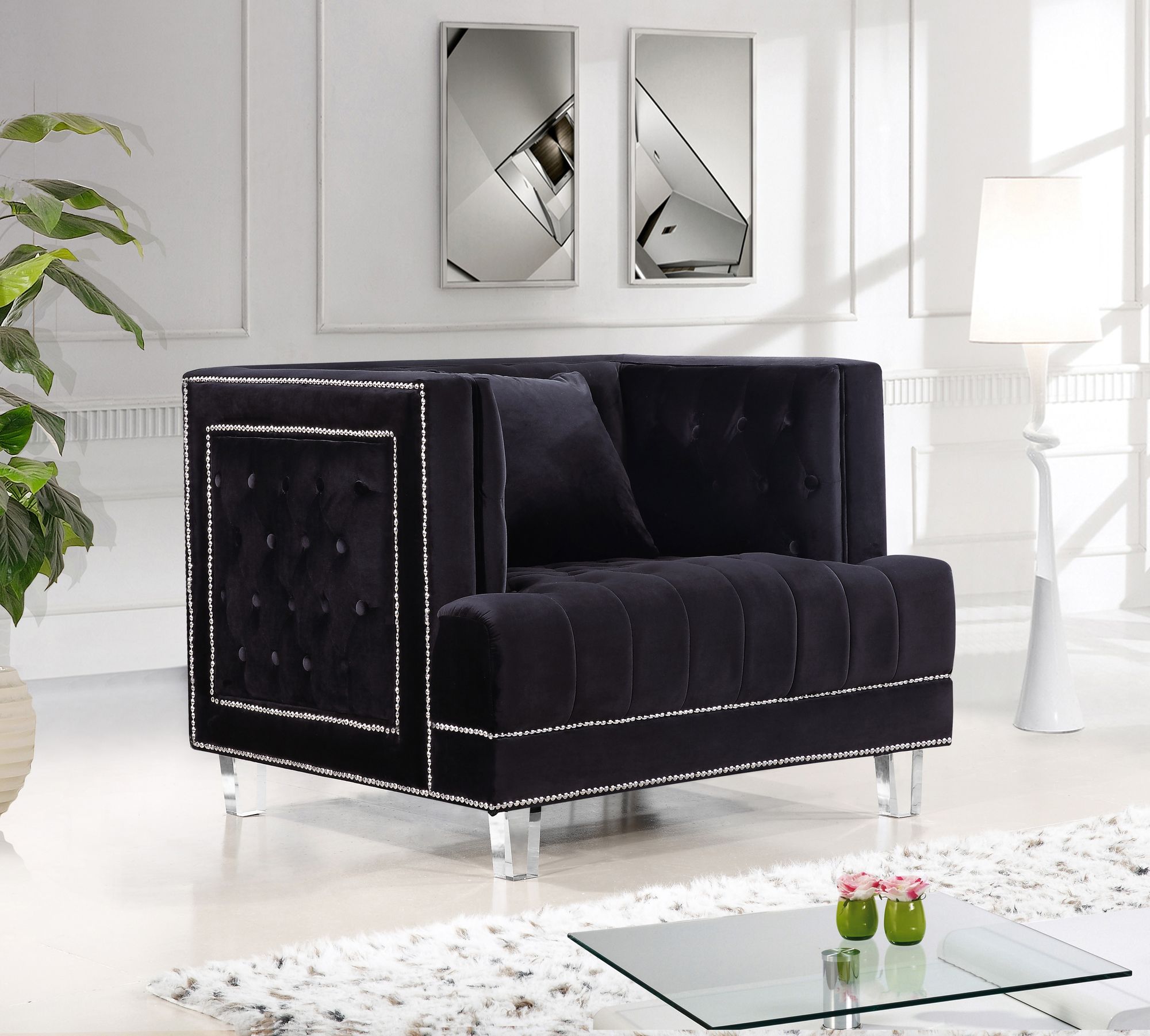 Lucas Velvet Chair