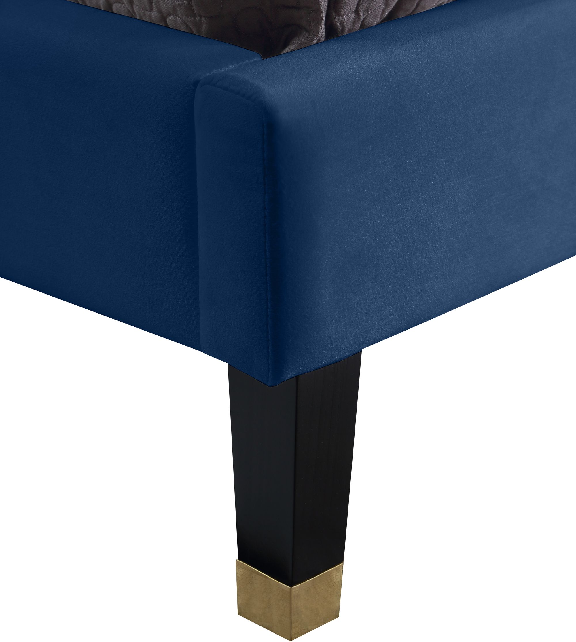 Harlie Velvet Full Size Bed