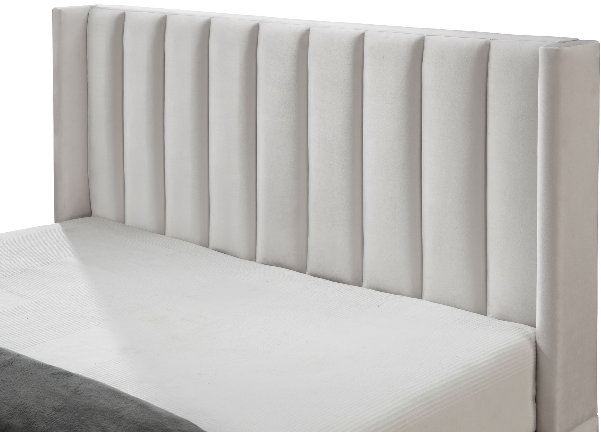 Nadia Velvet Full Size Bed