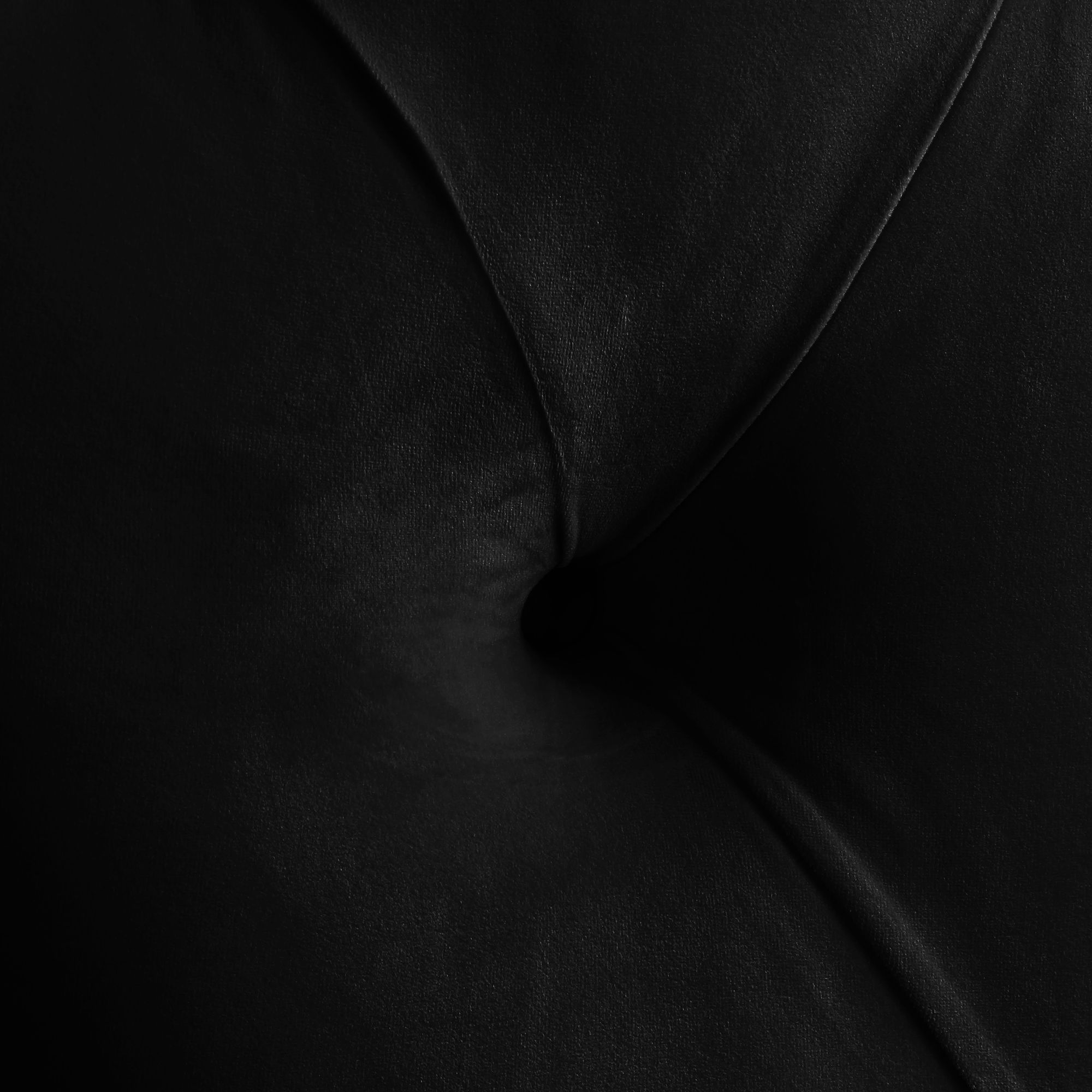 Kira Velvet Bed