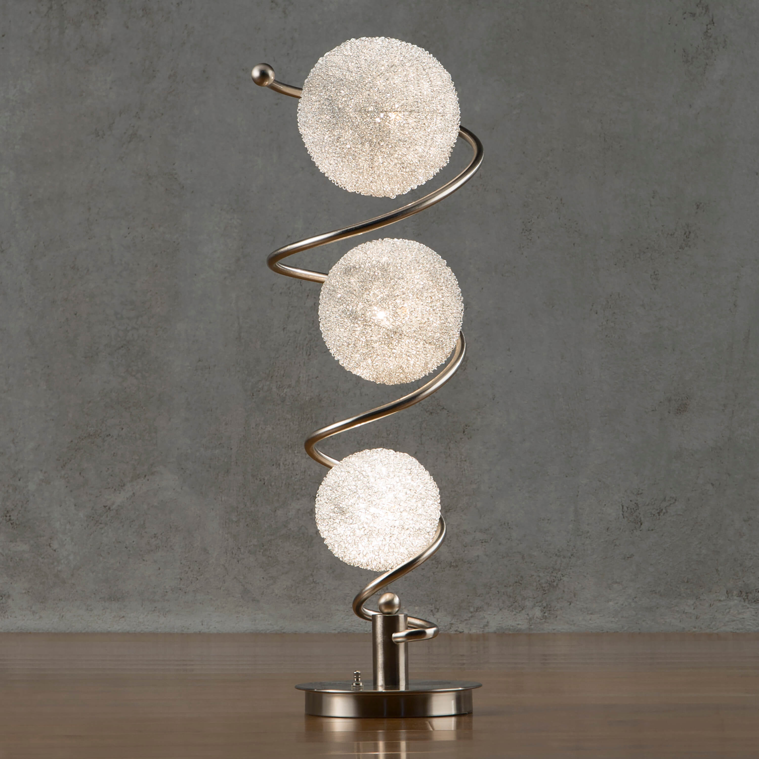 Lenci Metal Table Lamp by Homelegance
