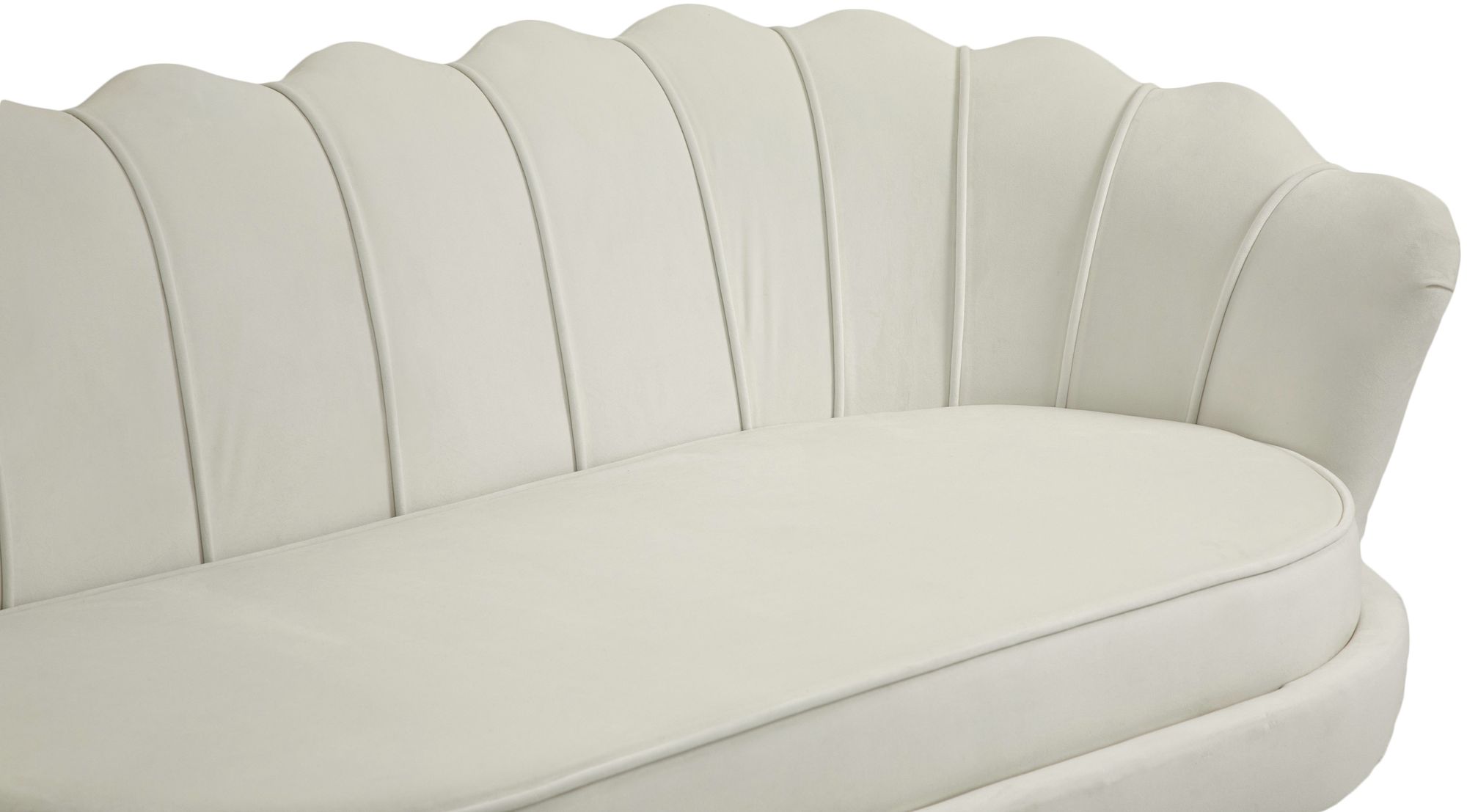 Gardenia Velvet Loveseat