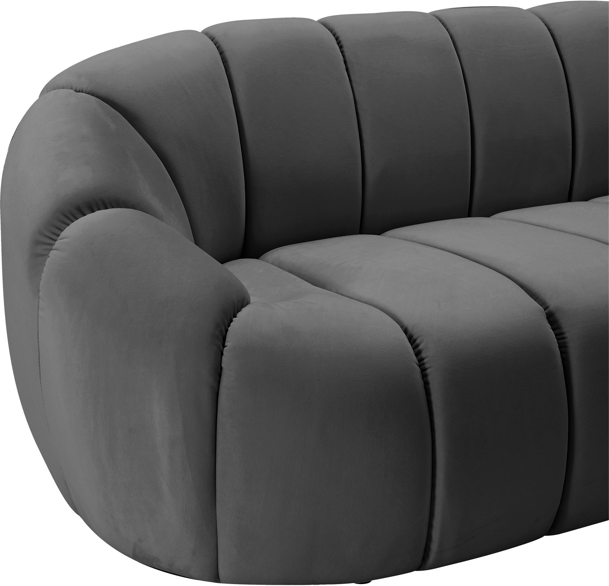Elijah Velvet Loveseat