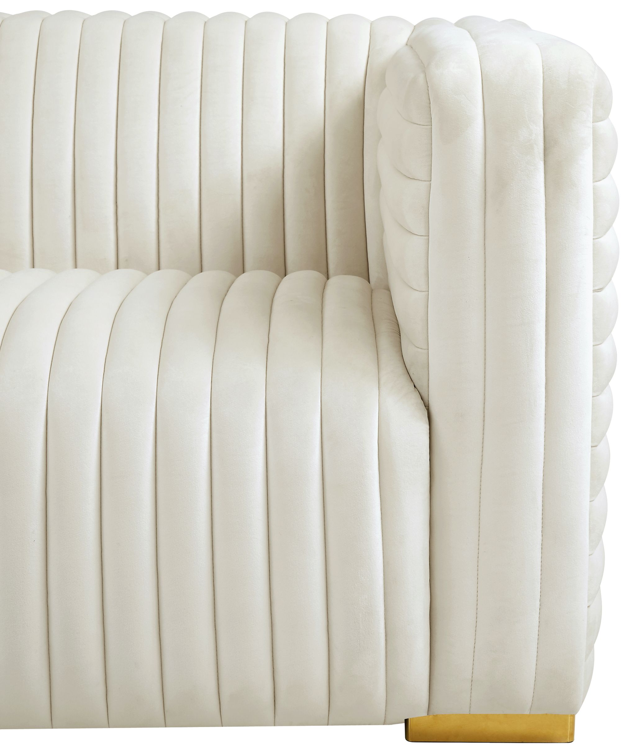 Ravish Velvet Loveseat