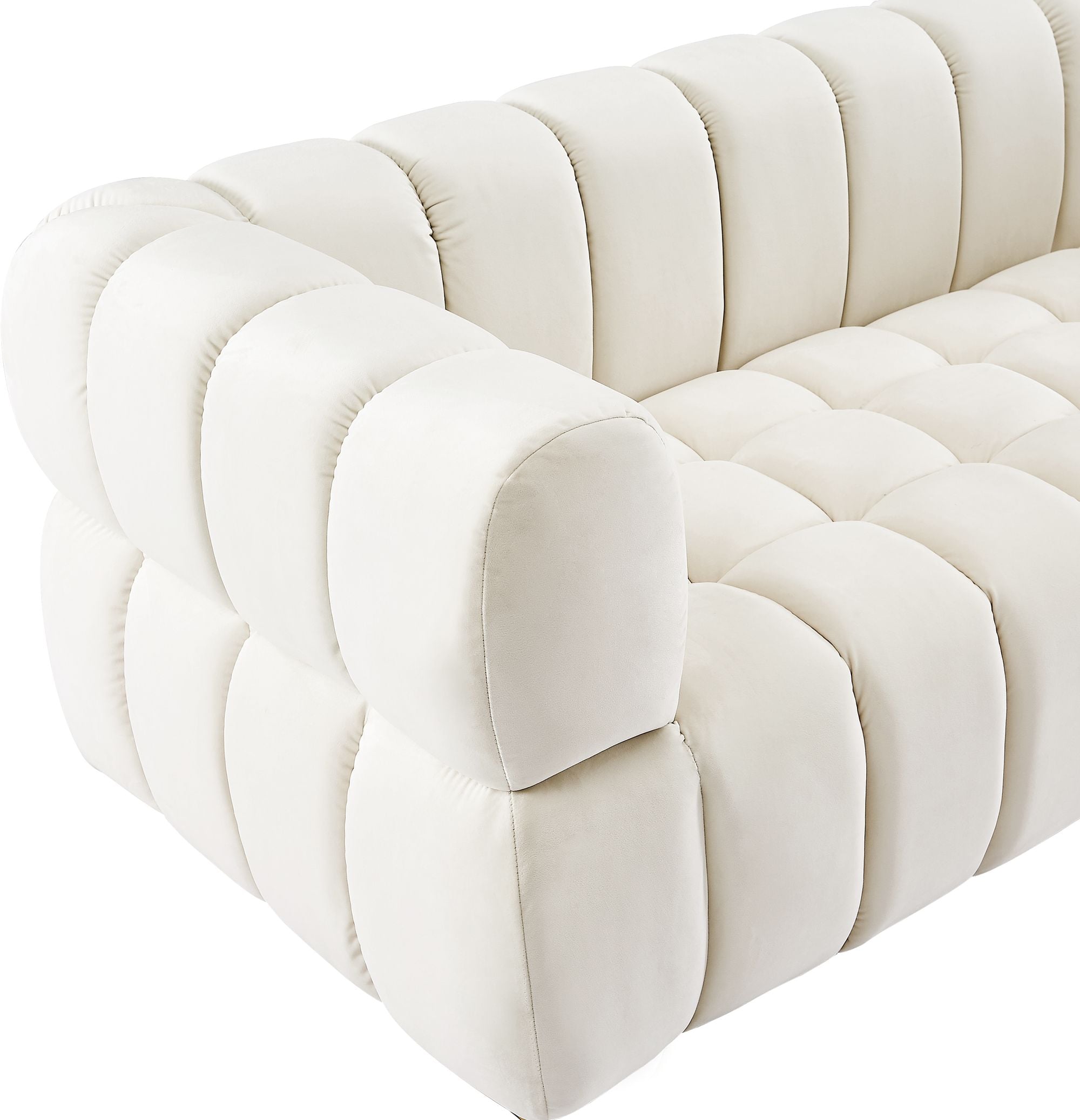 Gwen Velvet Loveseat