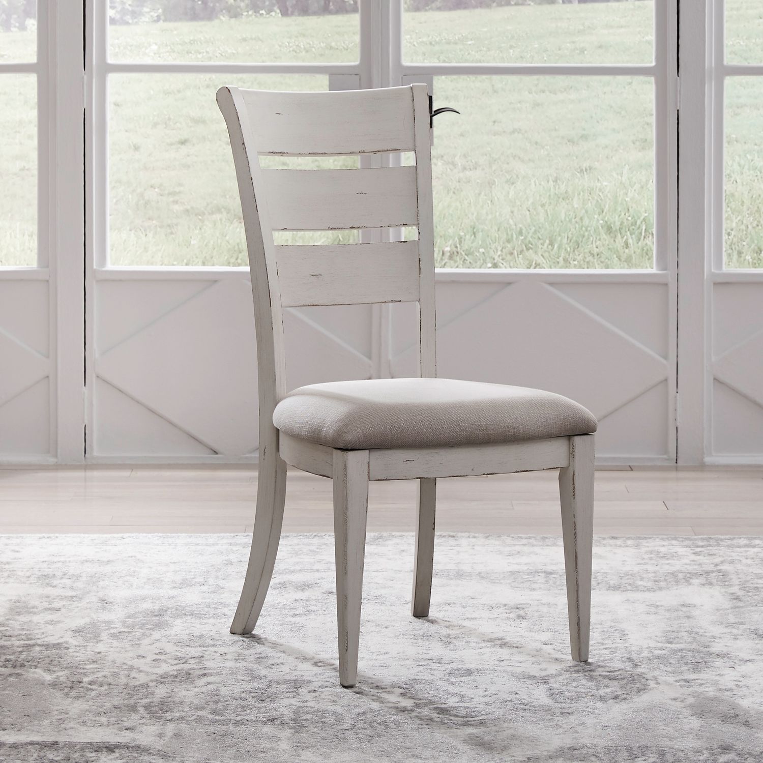 Backroads Extendable Trestle Dining Set | Weathered White Wood