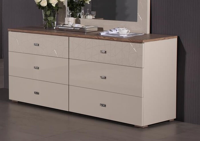 Charm Wood/Veneer Dresser