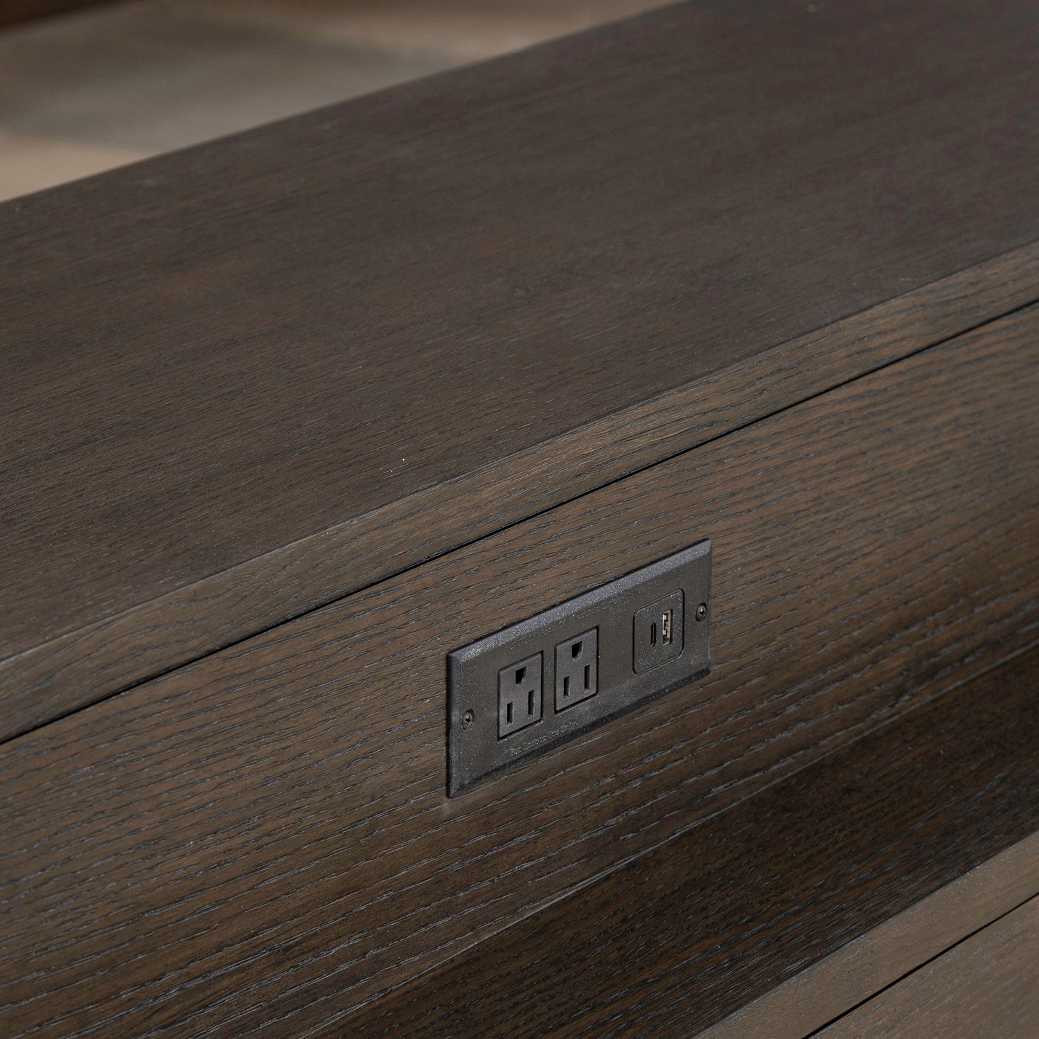 City View Oval Wood Console Bar Table w/Charging Station
