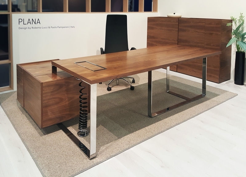 PLANA MFC EXECUTIVE DESK w/ FIXED PEDESTAL
