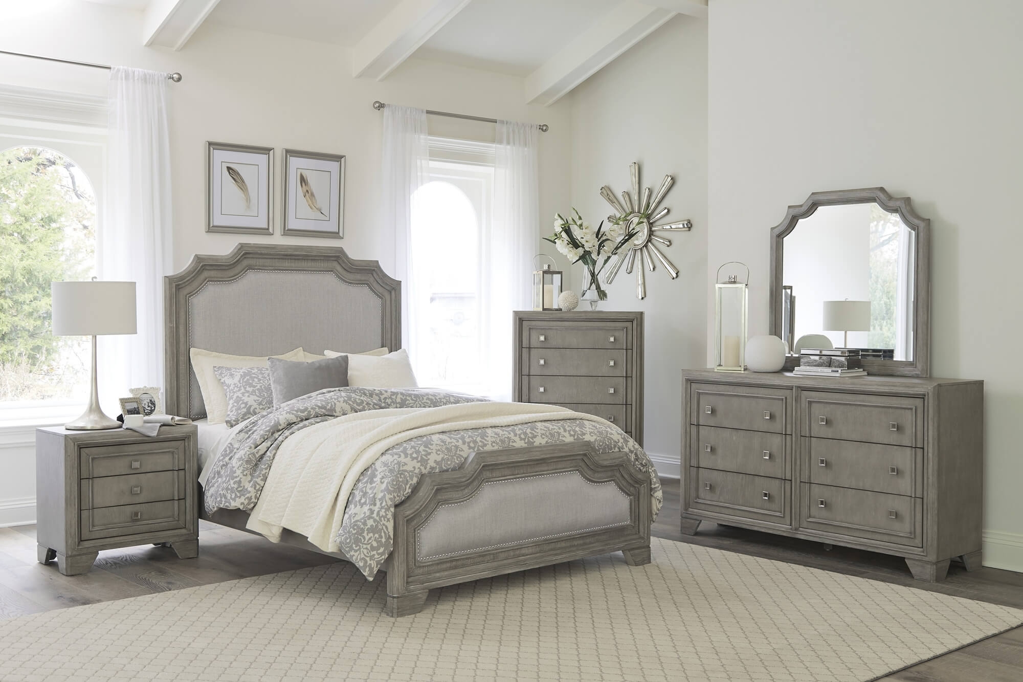 Colchester Queen Size Bed