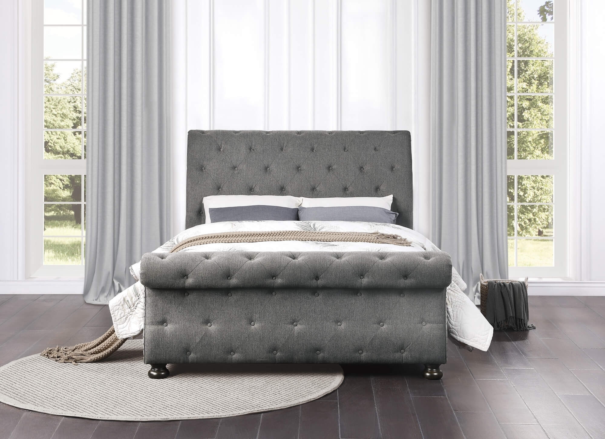 Crofton Tufted Queen Size Bed