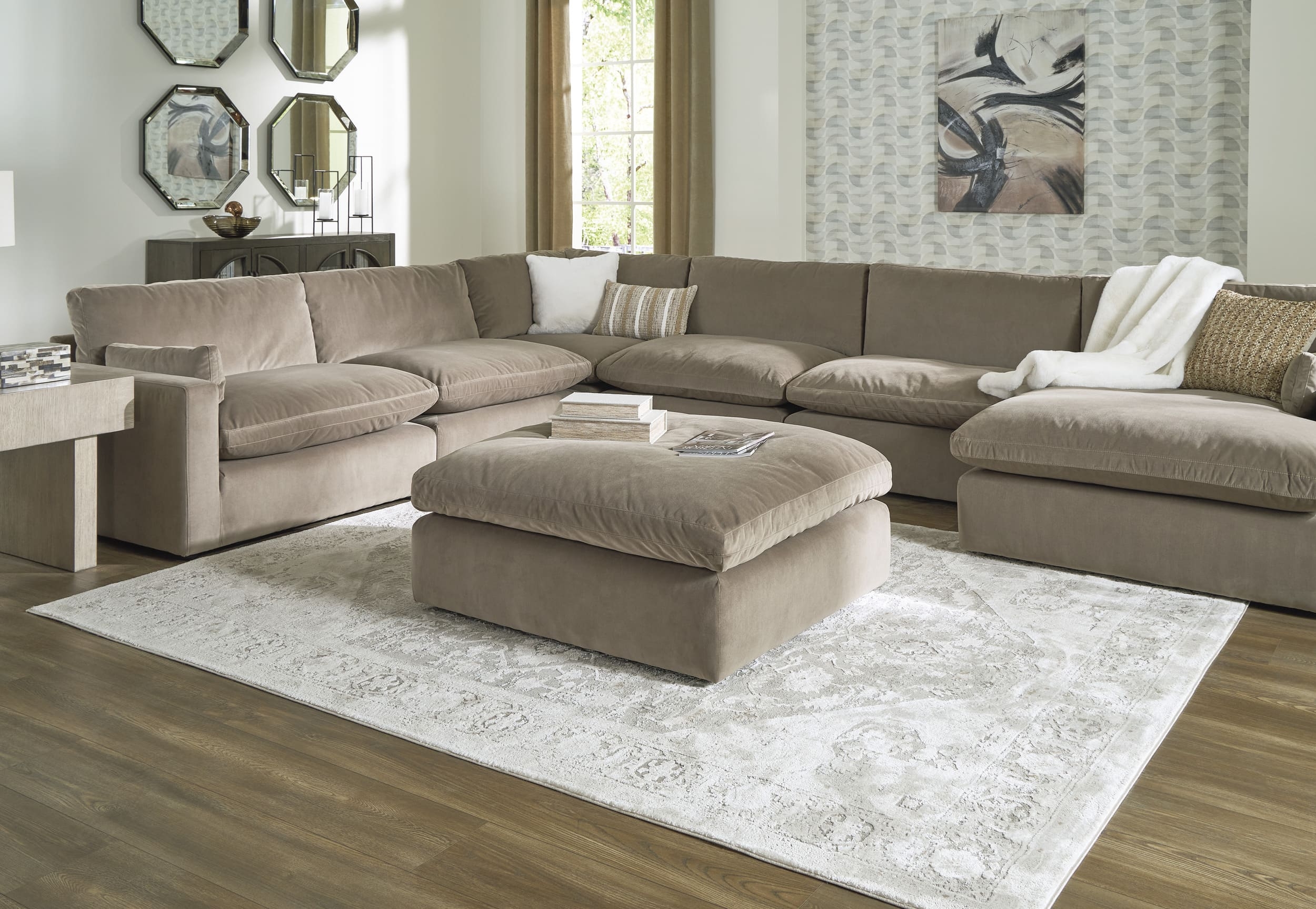 Sophie 6-Piece Polyester U-Shaped Modular Sectional Sofa w/Right Arm Chaise Facing