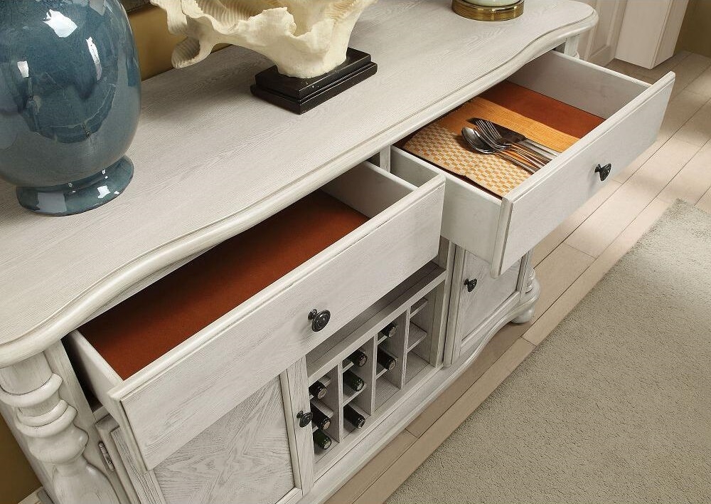 Siobhan Wood Rectangular Dining Set